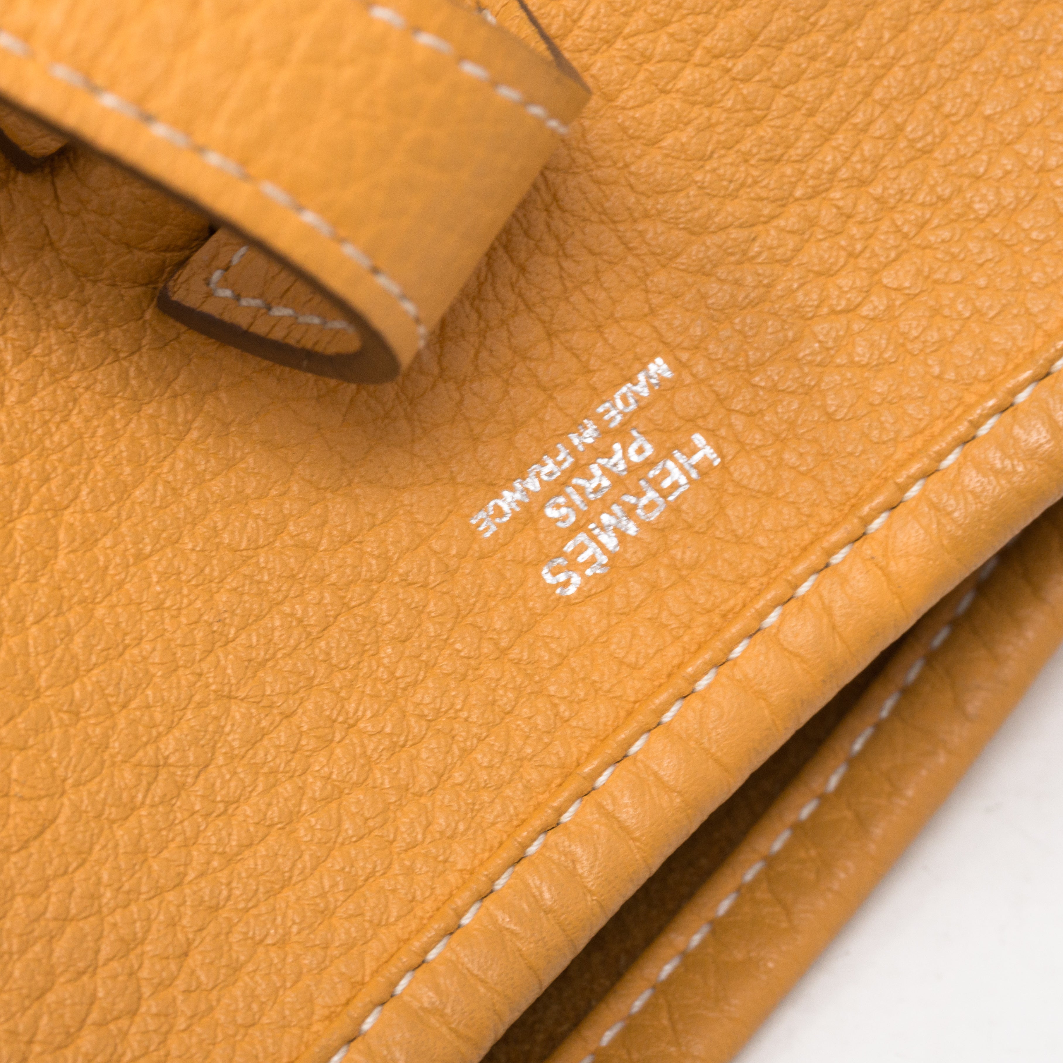 Evelyne III 29 Mustard Yellow