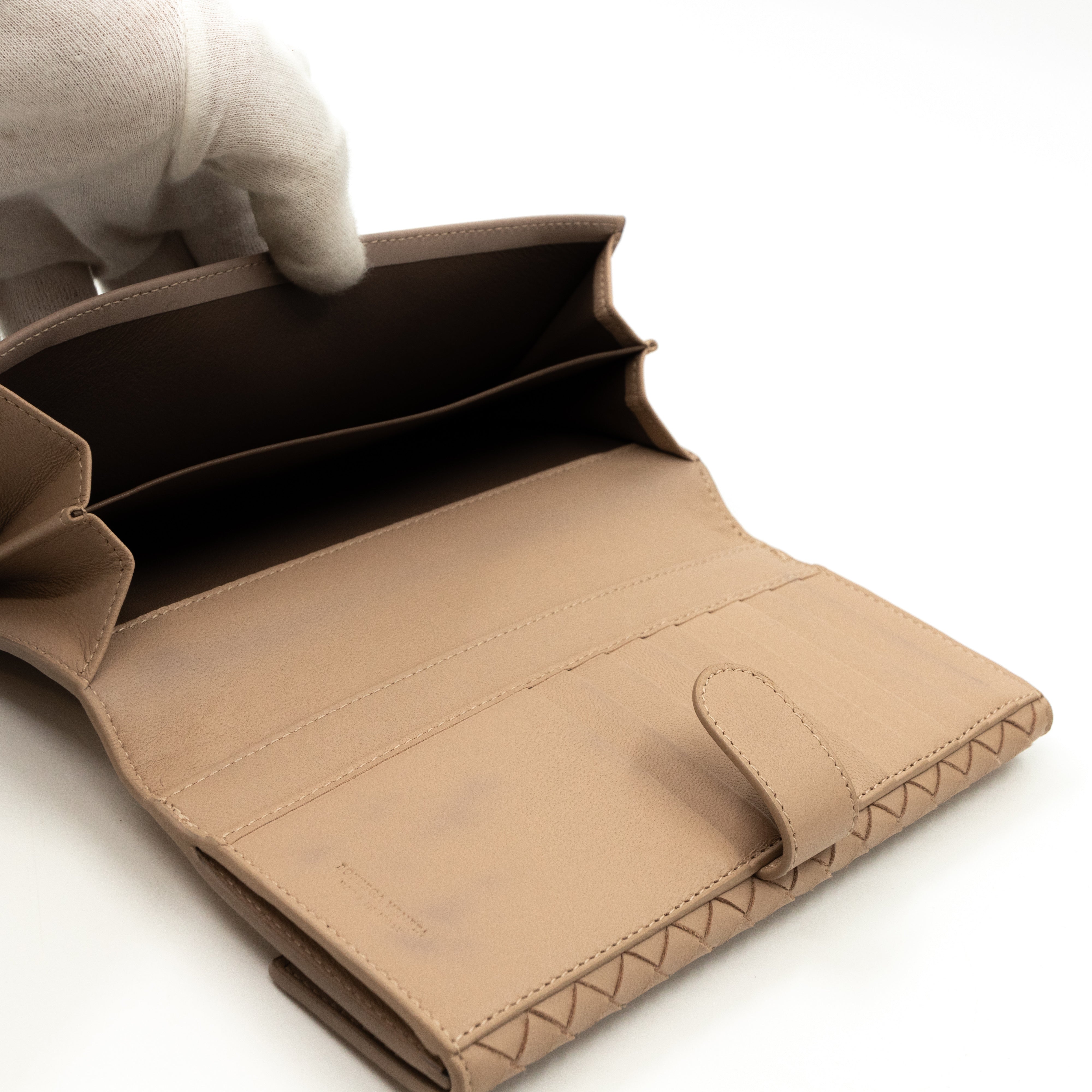 Trifold Wallet Embroidered Intrecciato Leather Beige