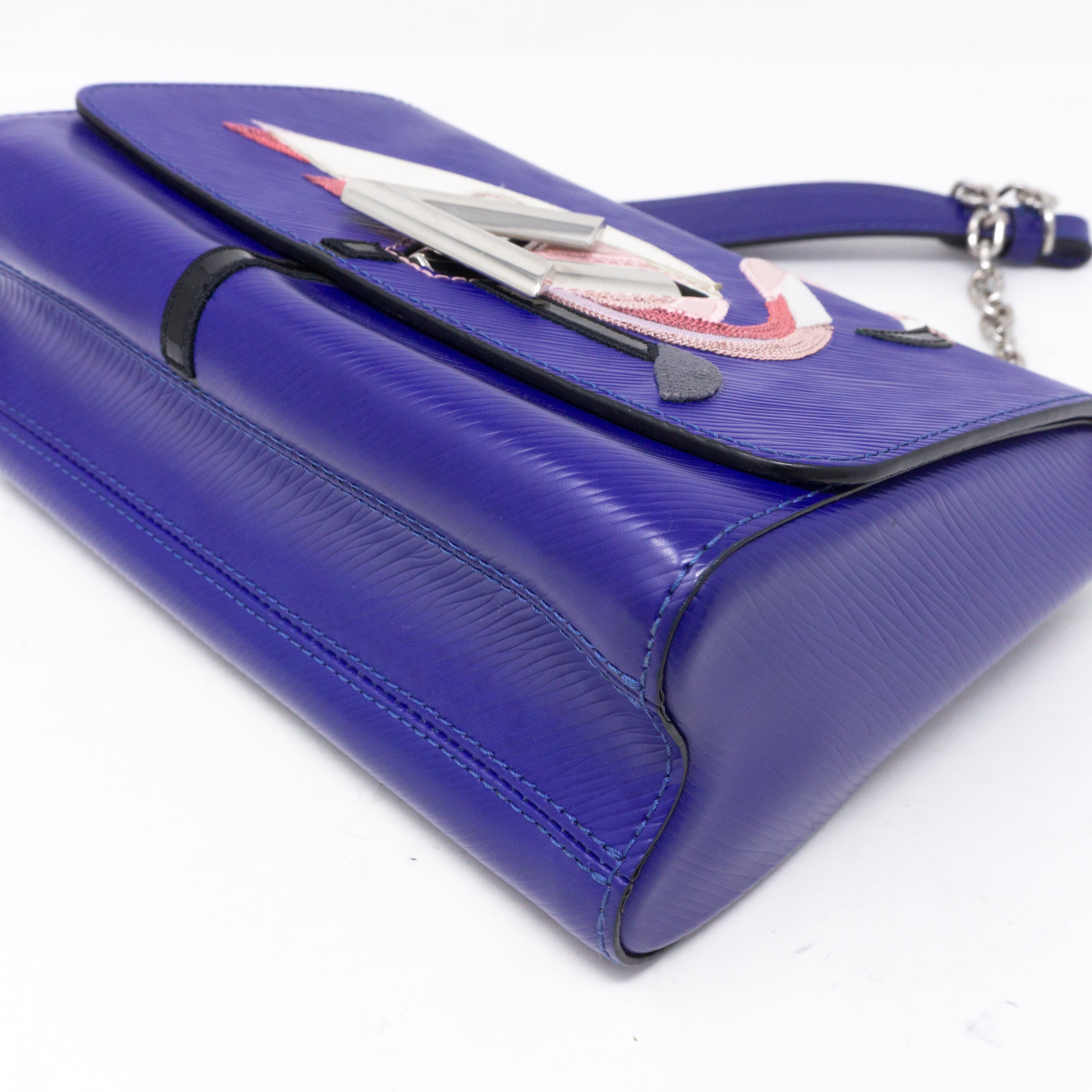 Twist MM Flamingo Blue Epi Leather