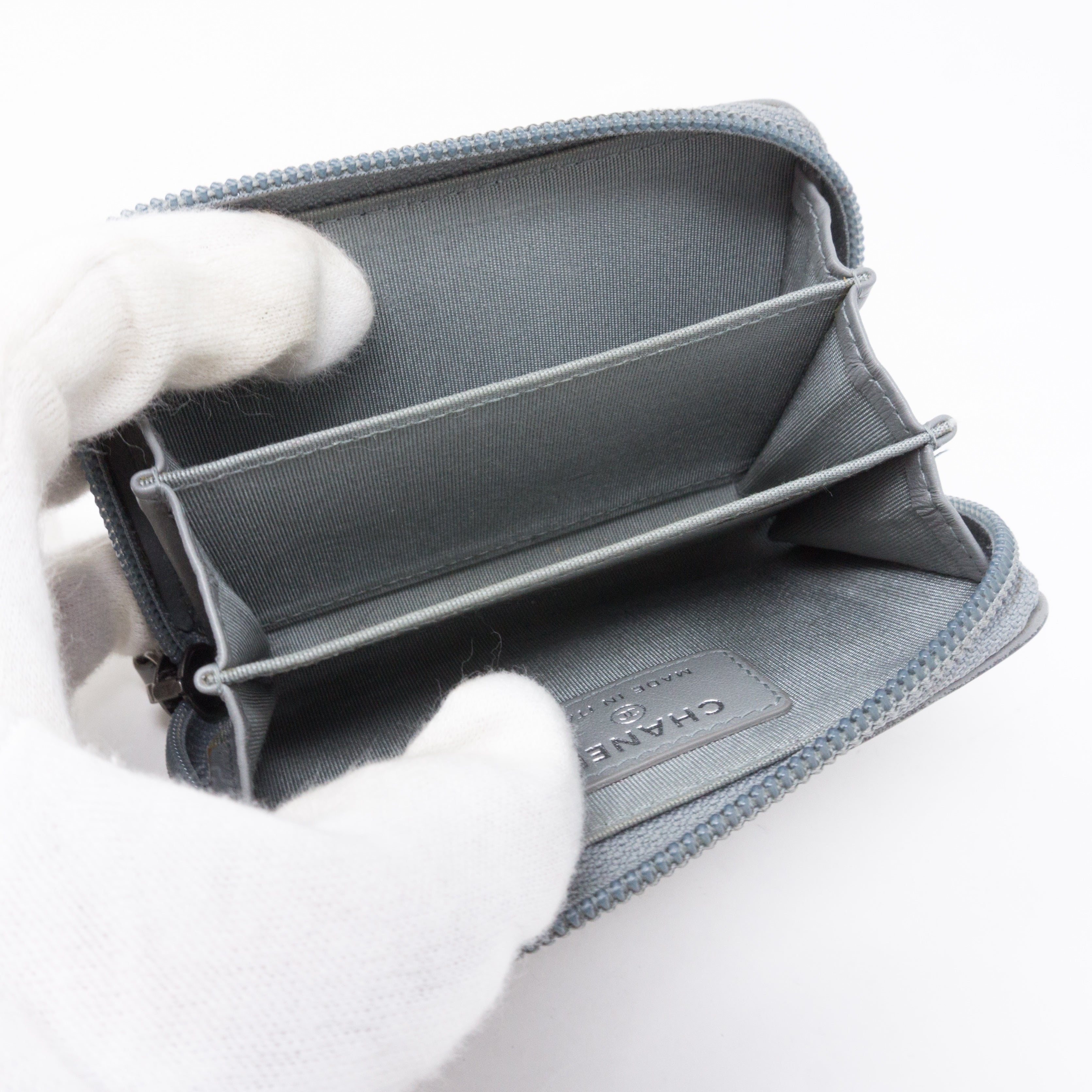 Boy Zipped Coin Purse Gray Leather
