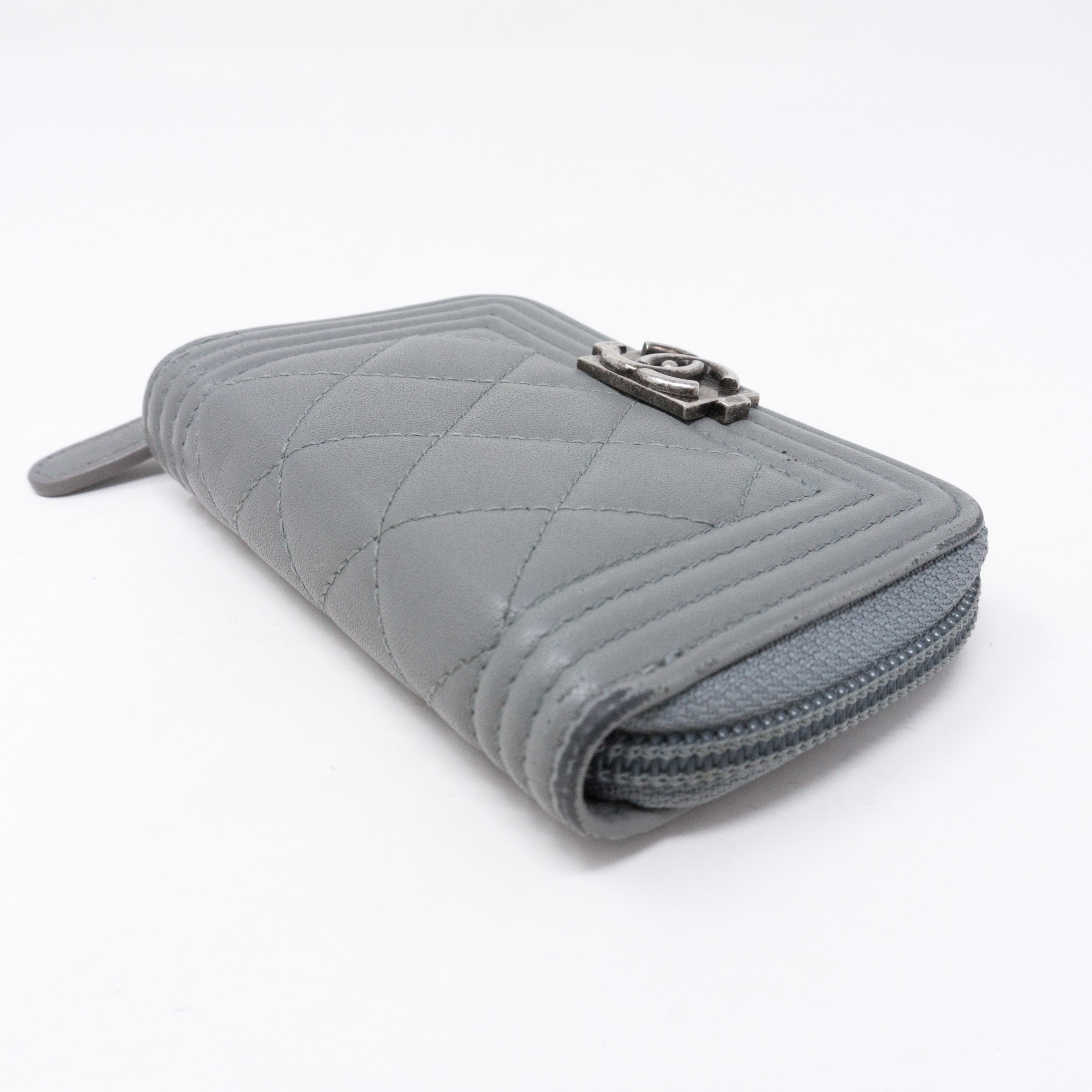 Boy Zipped Coin Purse Gray Leather