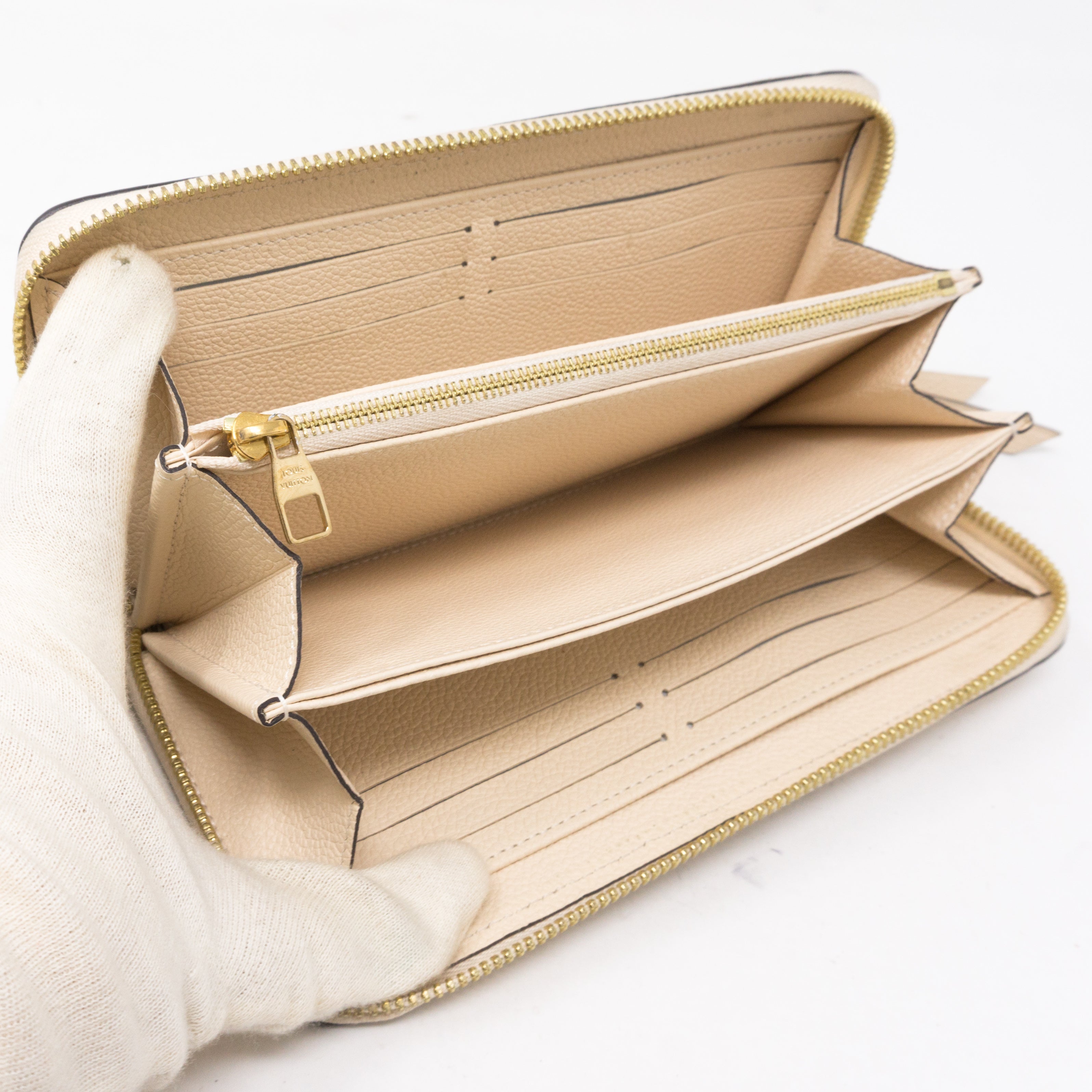 Zippy Wallet White Monogram Empreinte