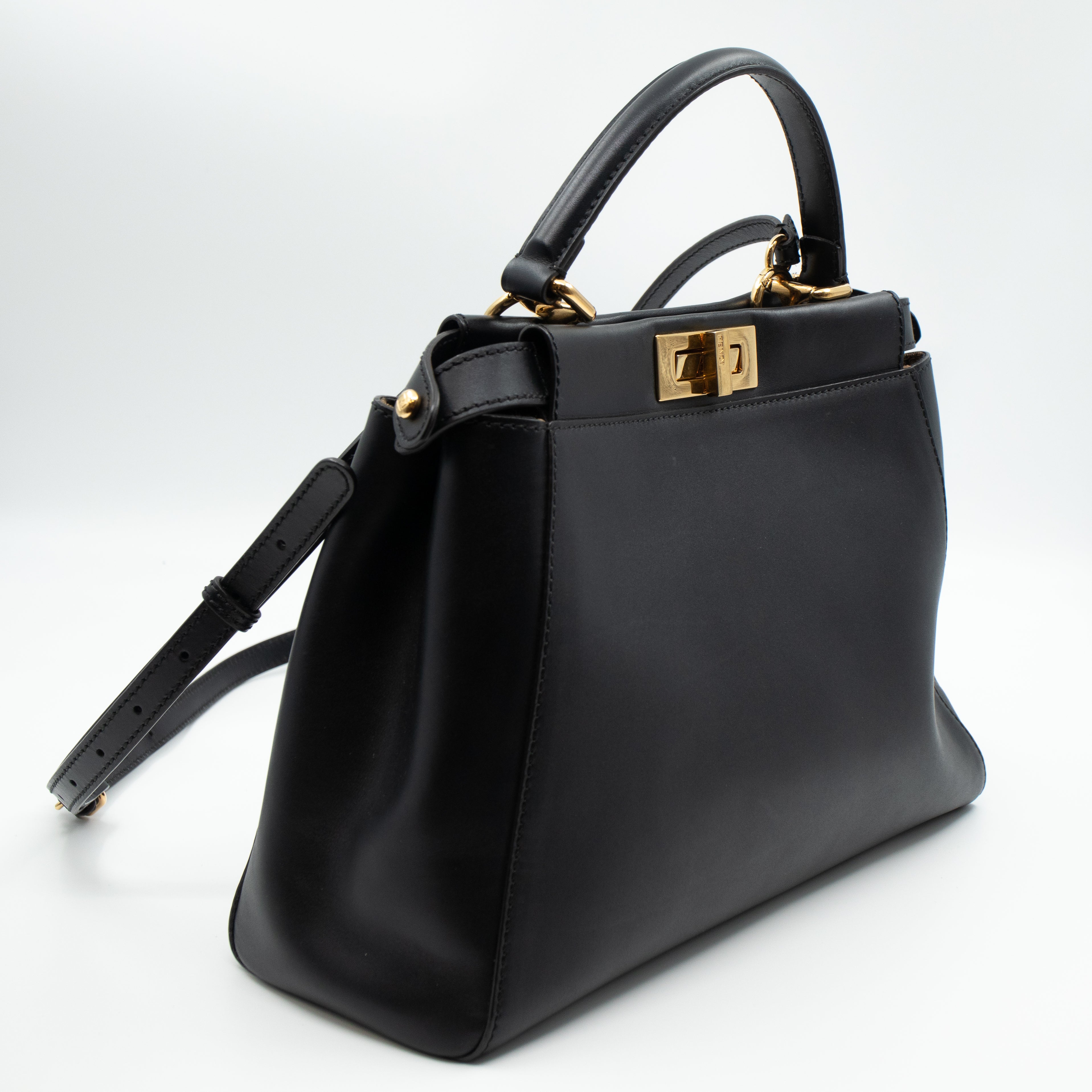 Peekaboo Iconic Medium Black Leather