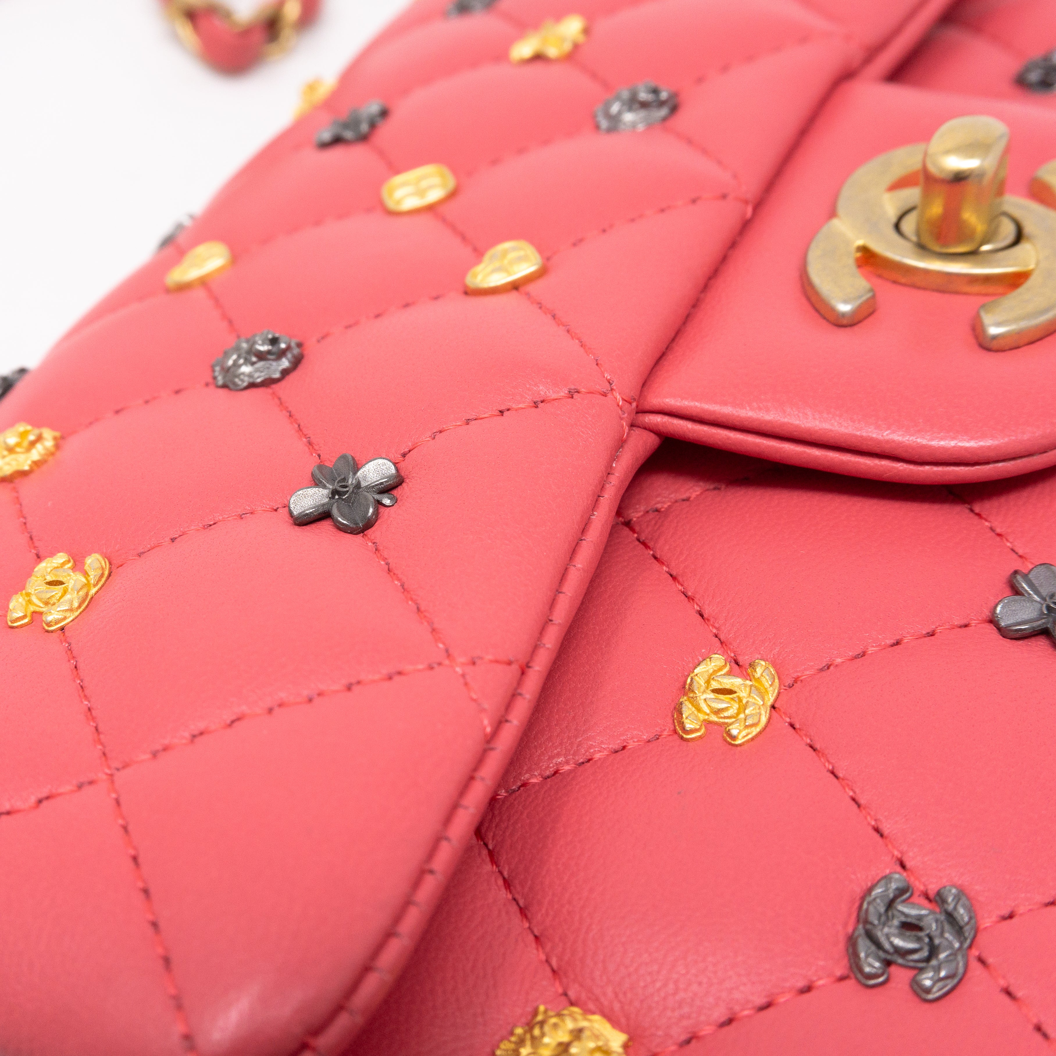 Classic Single Flap Mini Charms Pink Leather