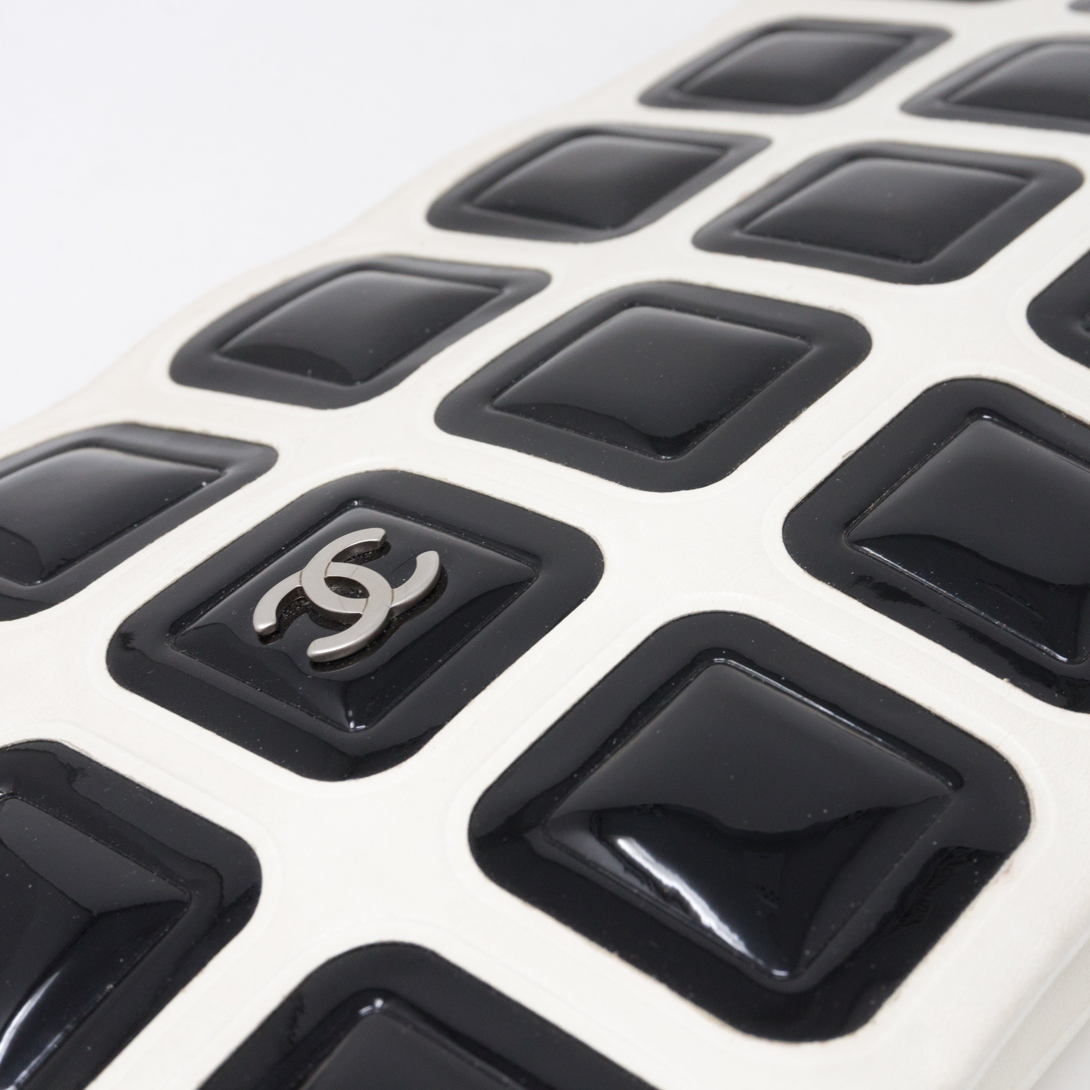 Squares Pouch Black & White Leather