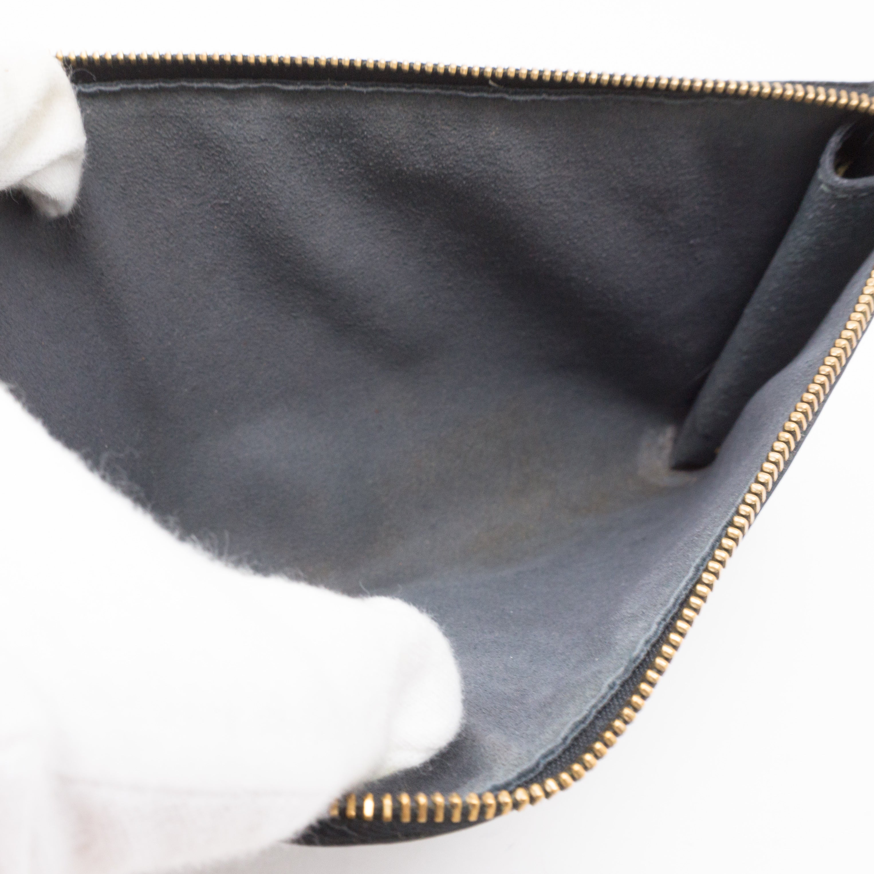Pochette Accessoires Black Epi Leather