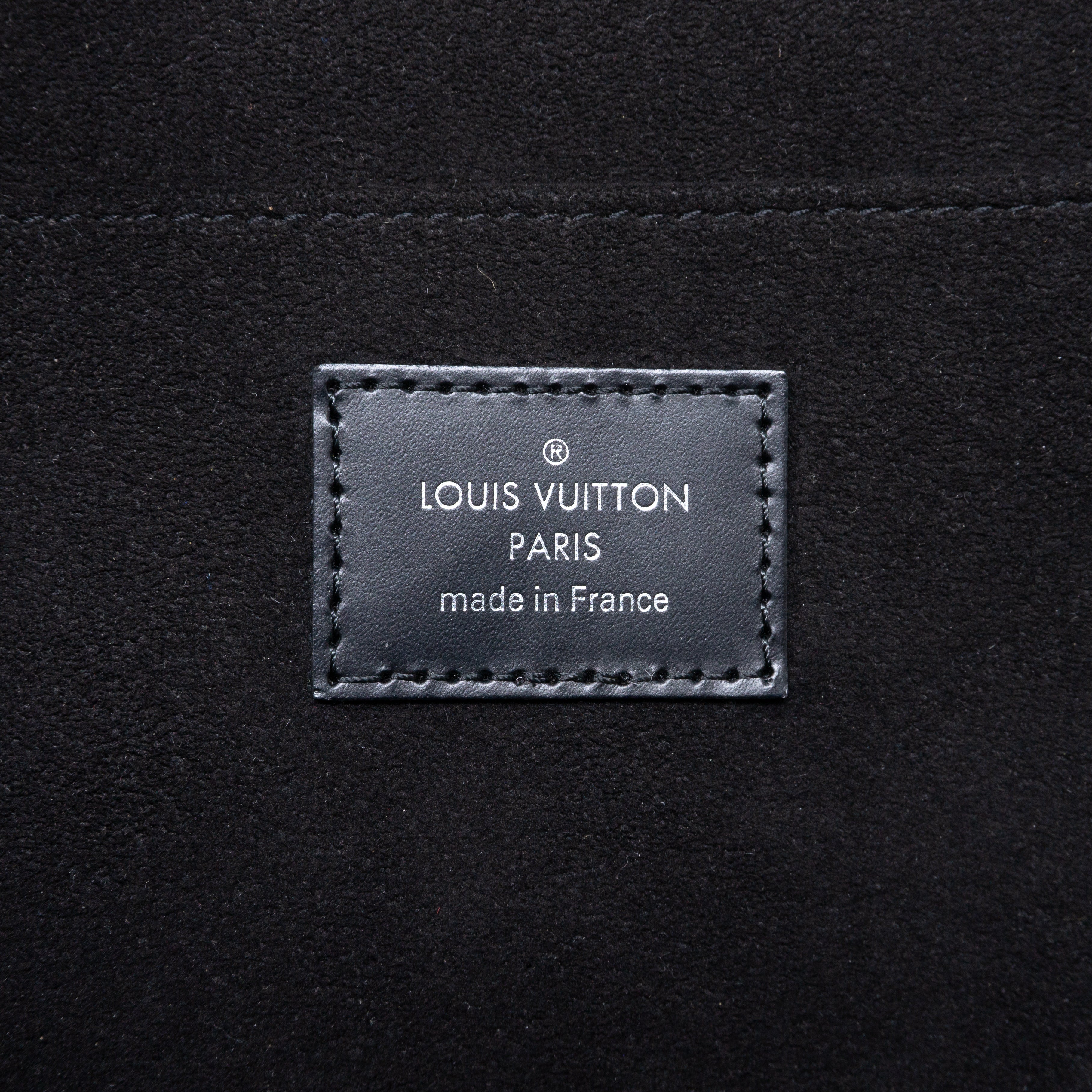 Pochette Jour GM Black Epi Leather