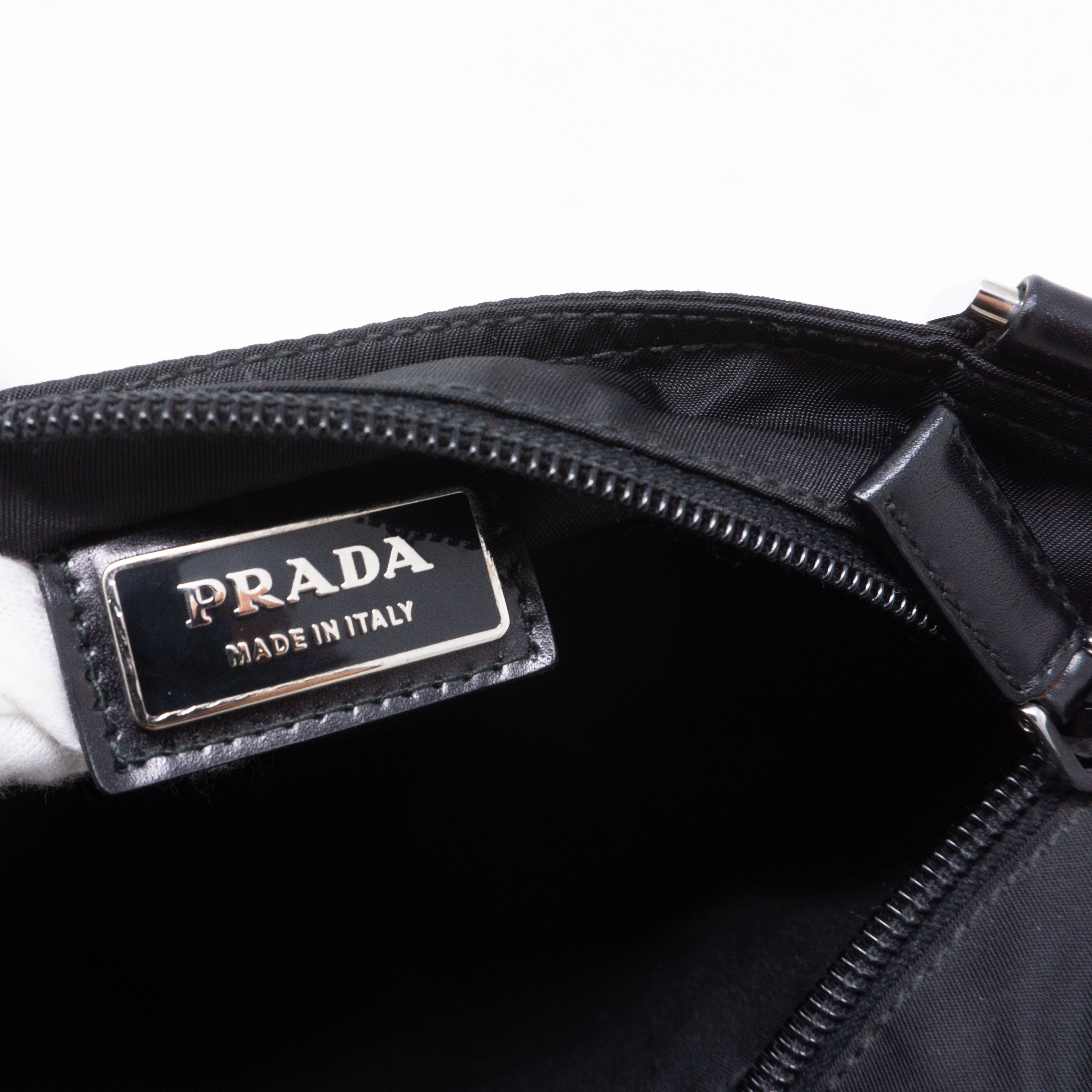 Vela Small Crossbody Black Nylon