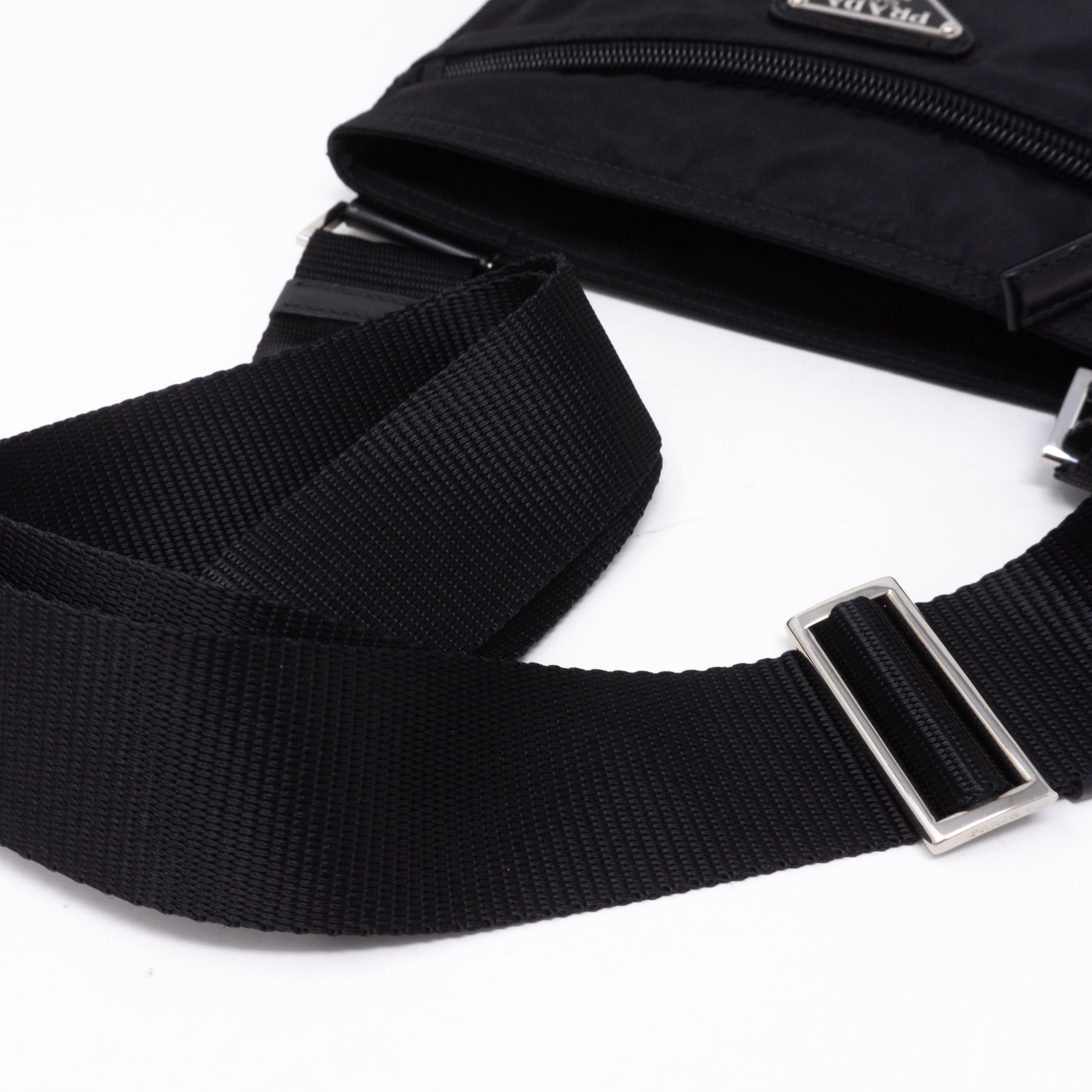 Vela Small Crossbody Black Nylon