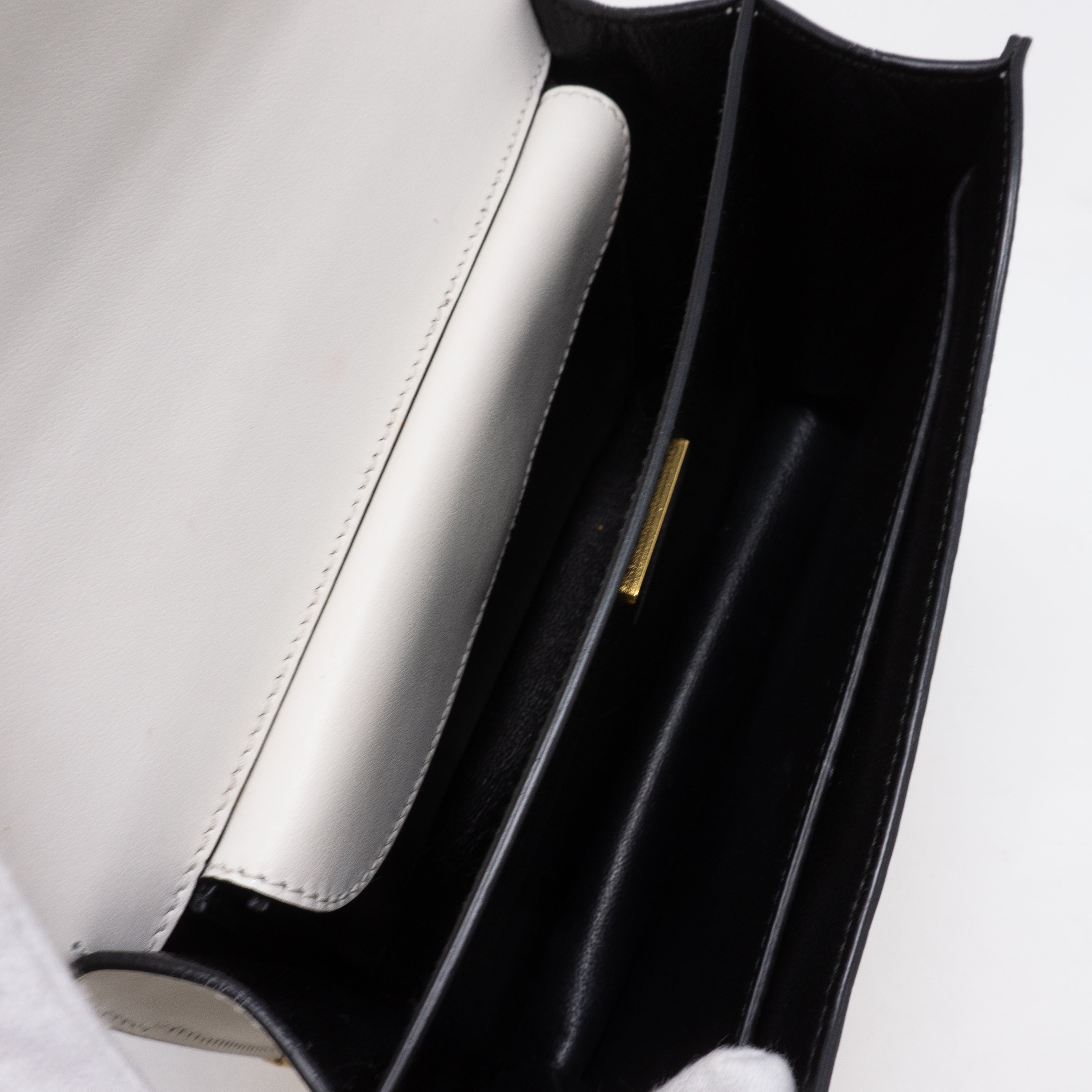 Cahier White Black Leather Bag