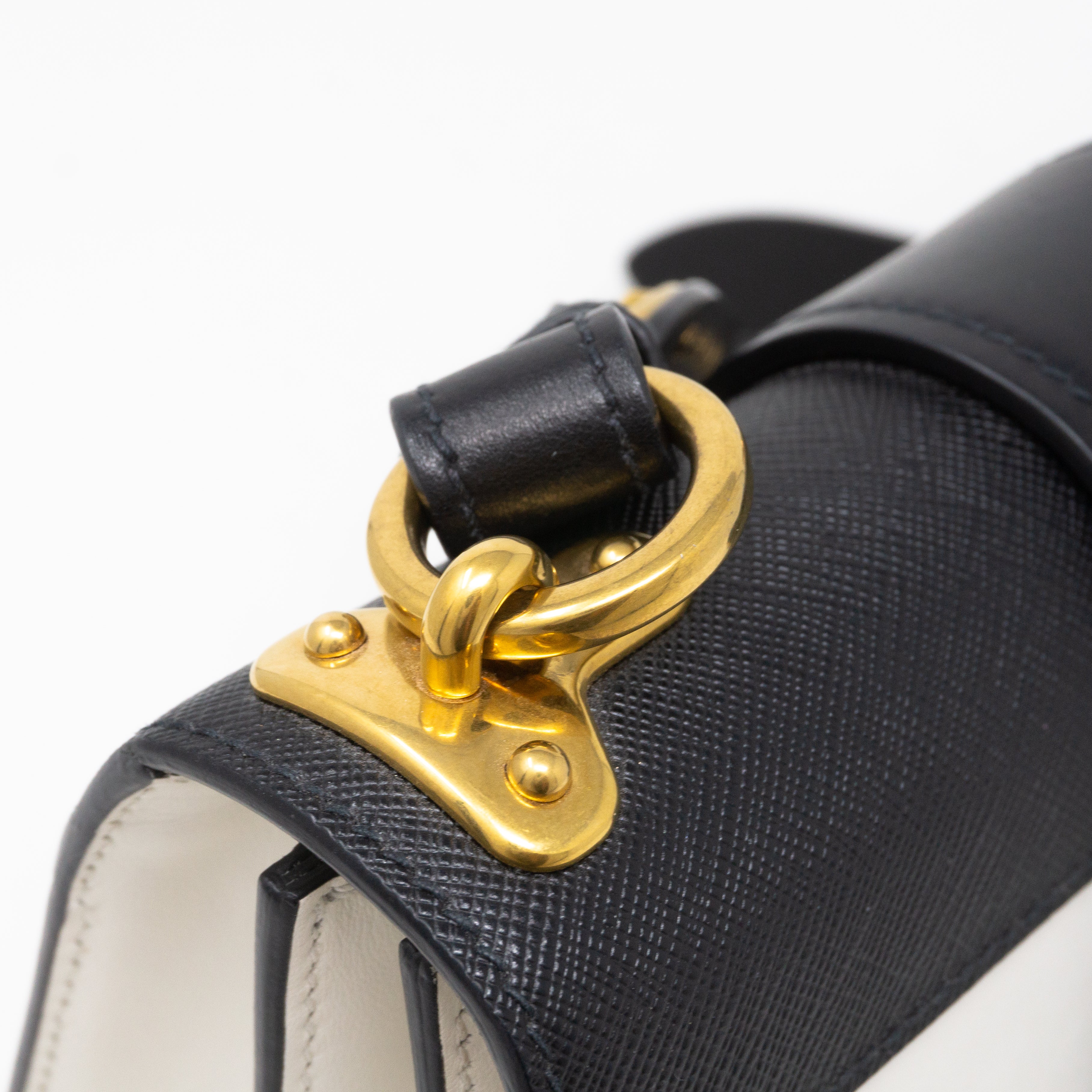 Cahier White Black Leather Bag