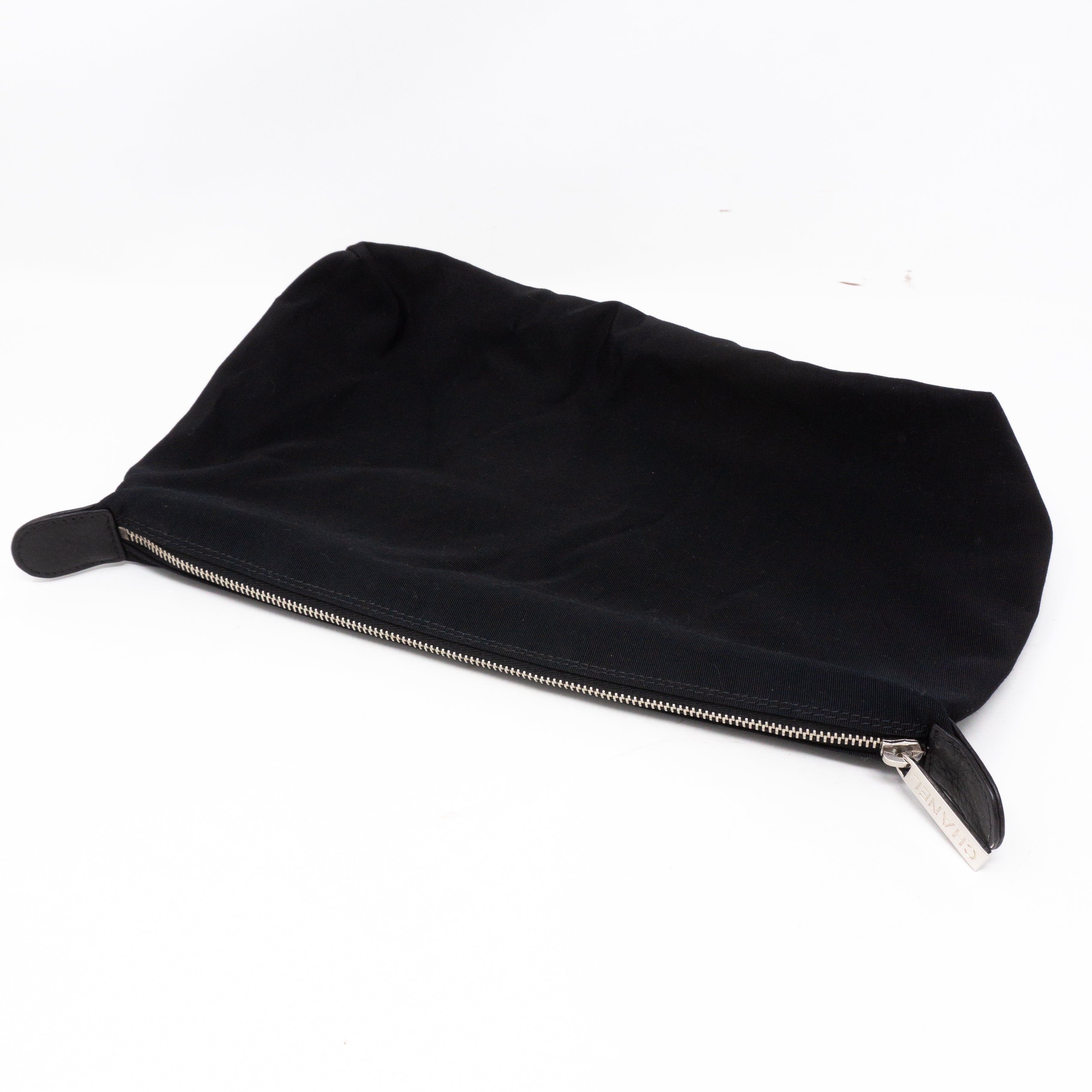 Executive Cerf Tote Black Leather Silver