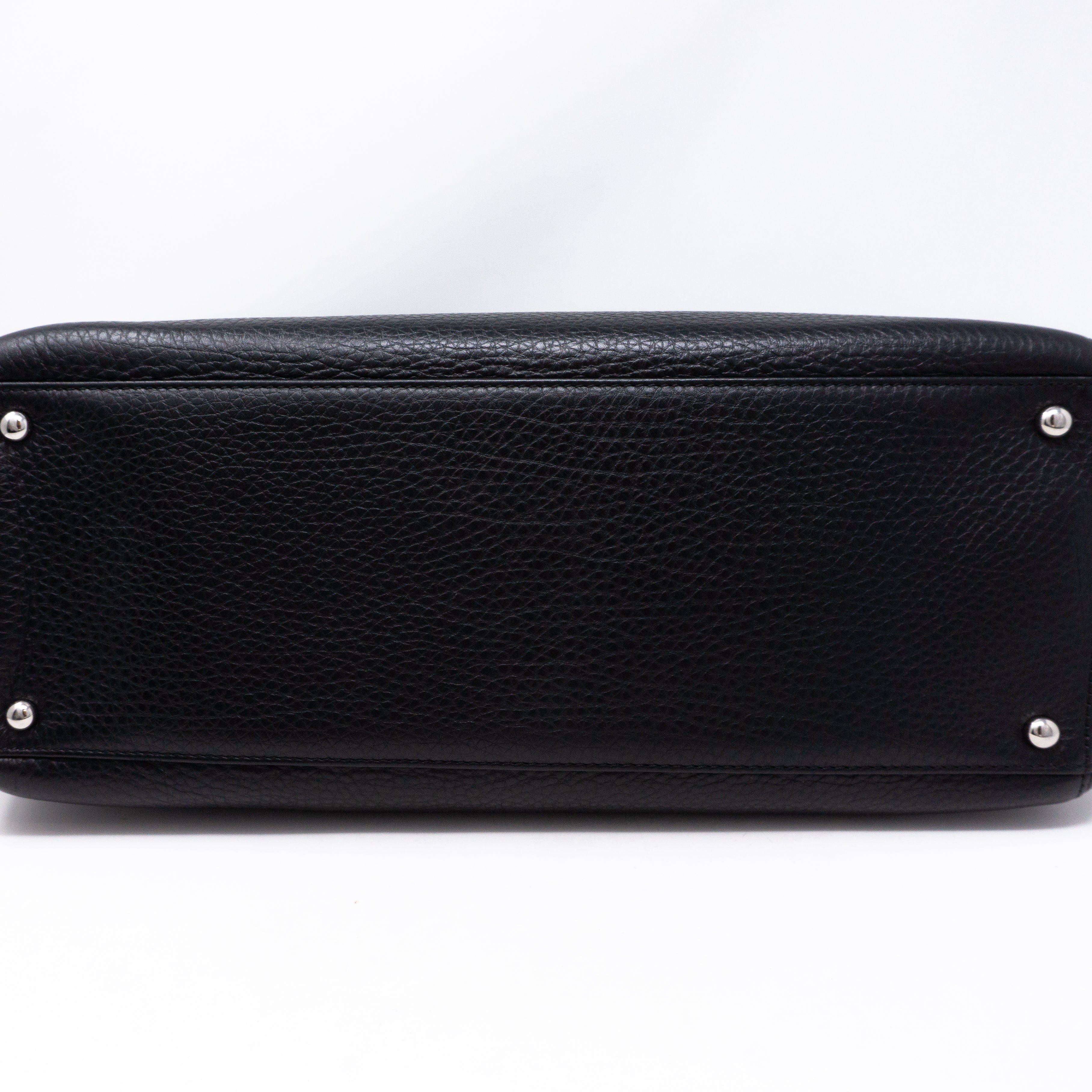 Executive Cerf Tote Black Leather Silver