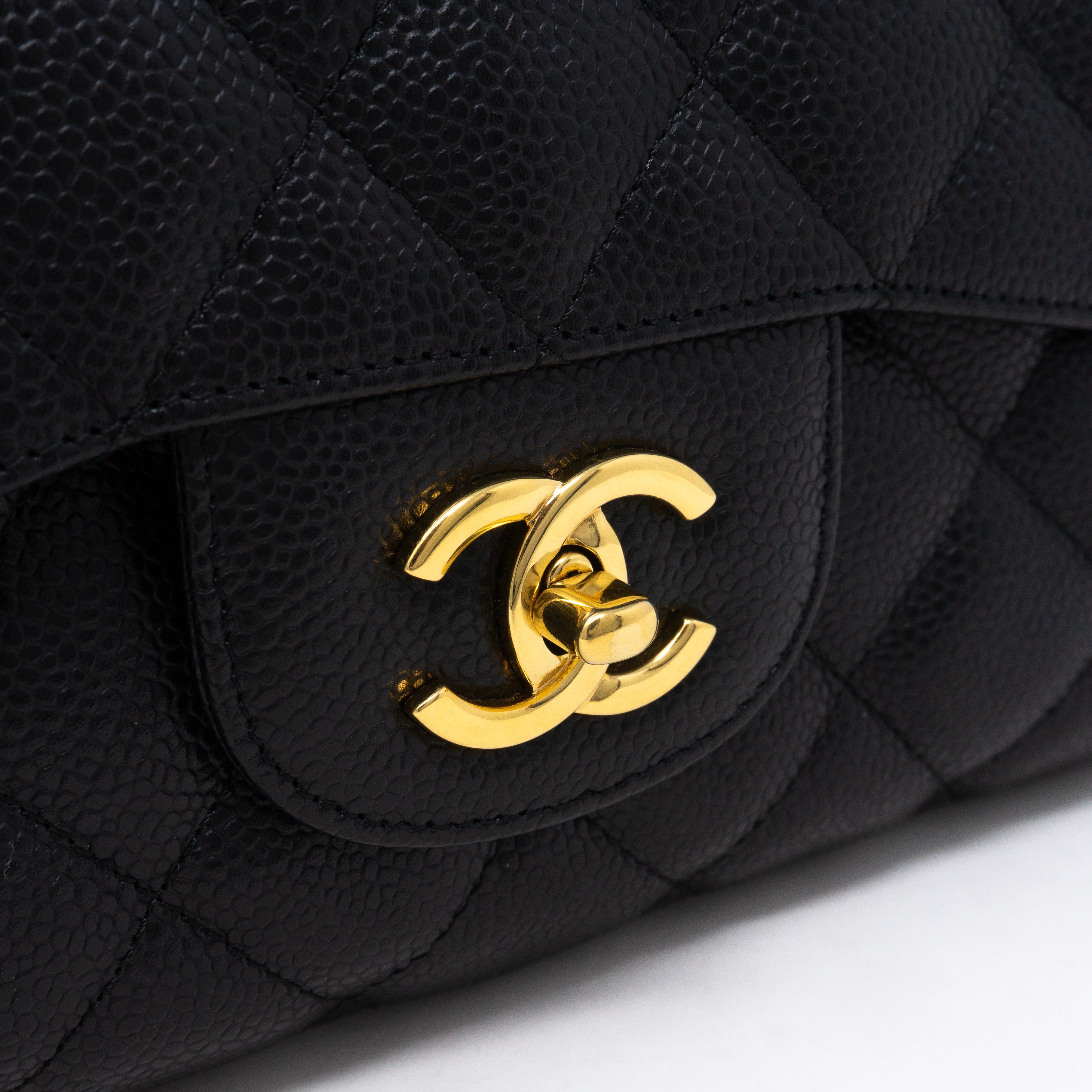 Classic Single Flap Jumbo Black Caviar Gold
