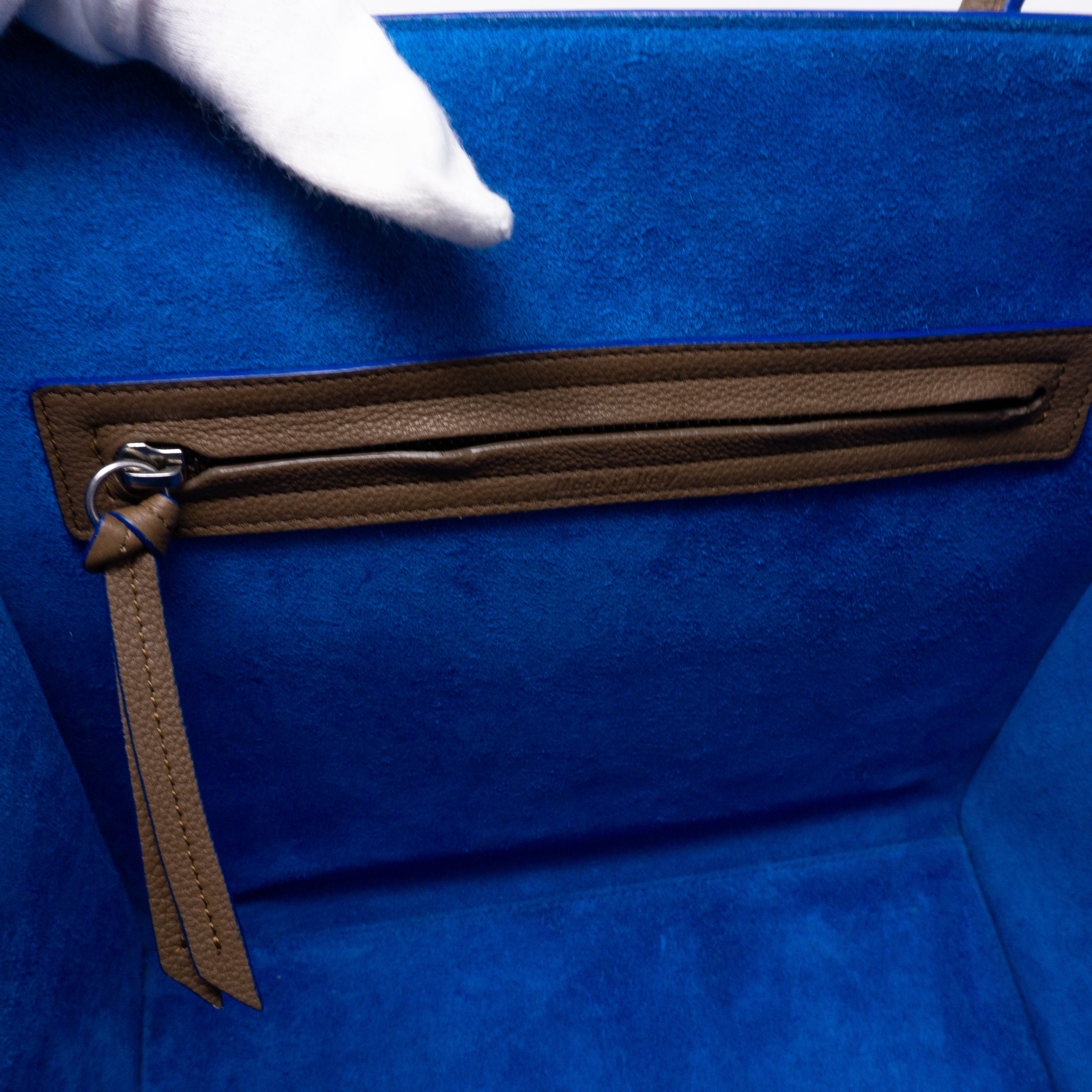 Phantom Medium Luggage Brown Blue