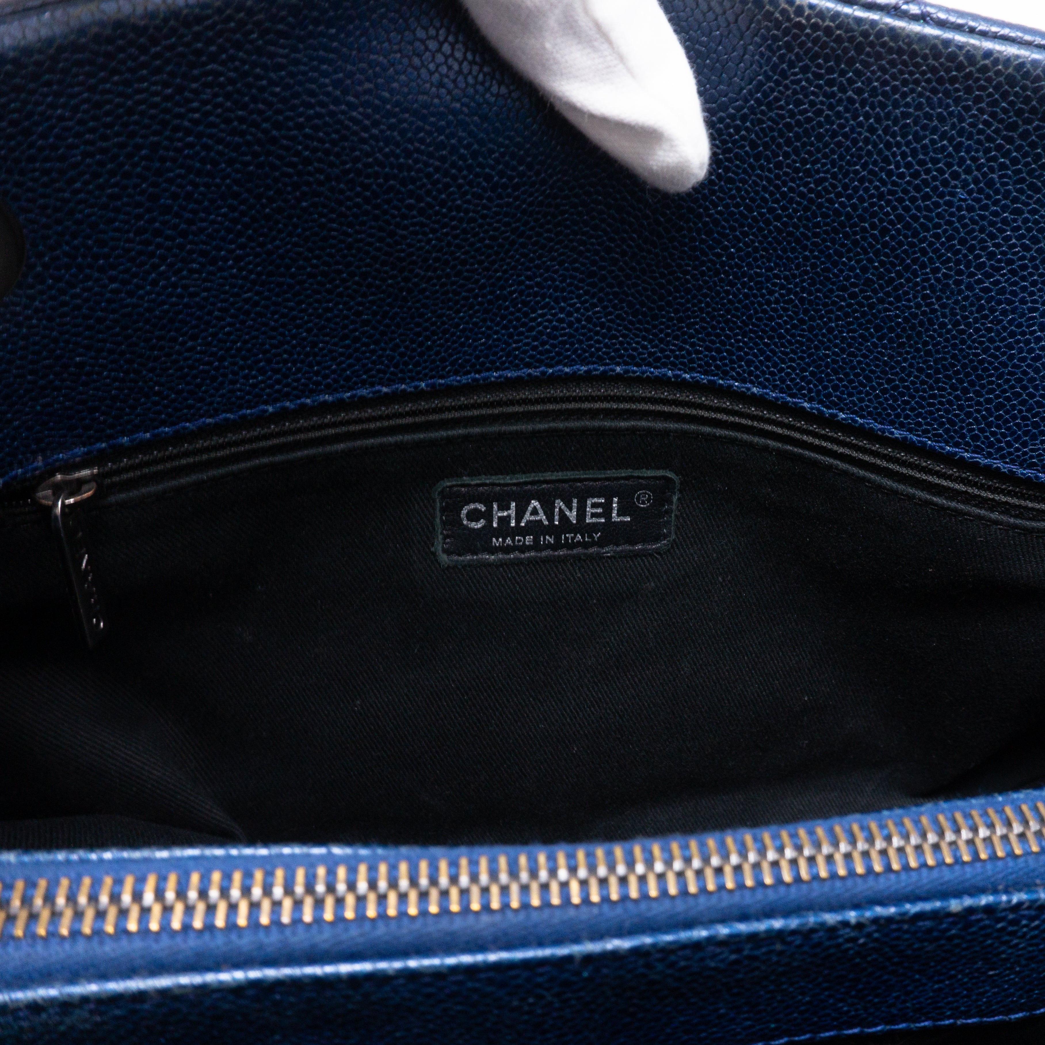 Quilted Shopping Tote Blue Caviar