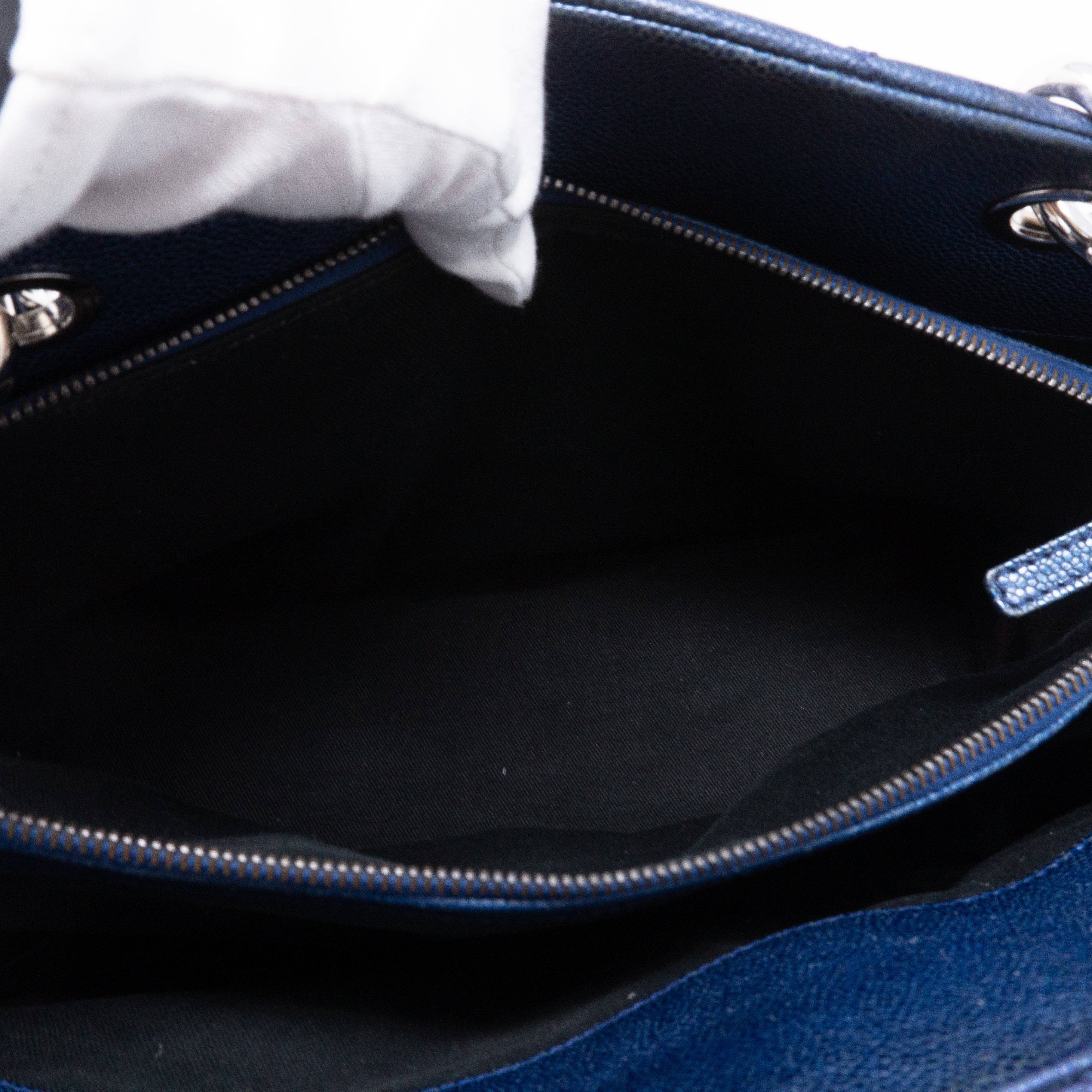 Quilted Shopping Tote Blue Caviar