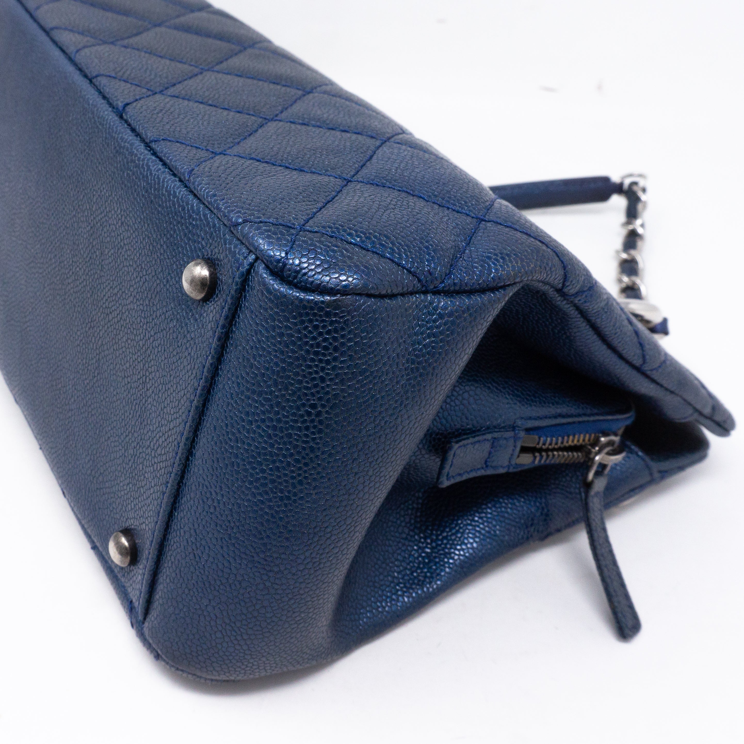 Quilted Shopping Tote Blue Caviar