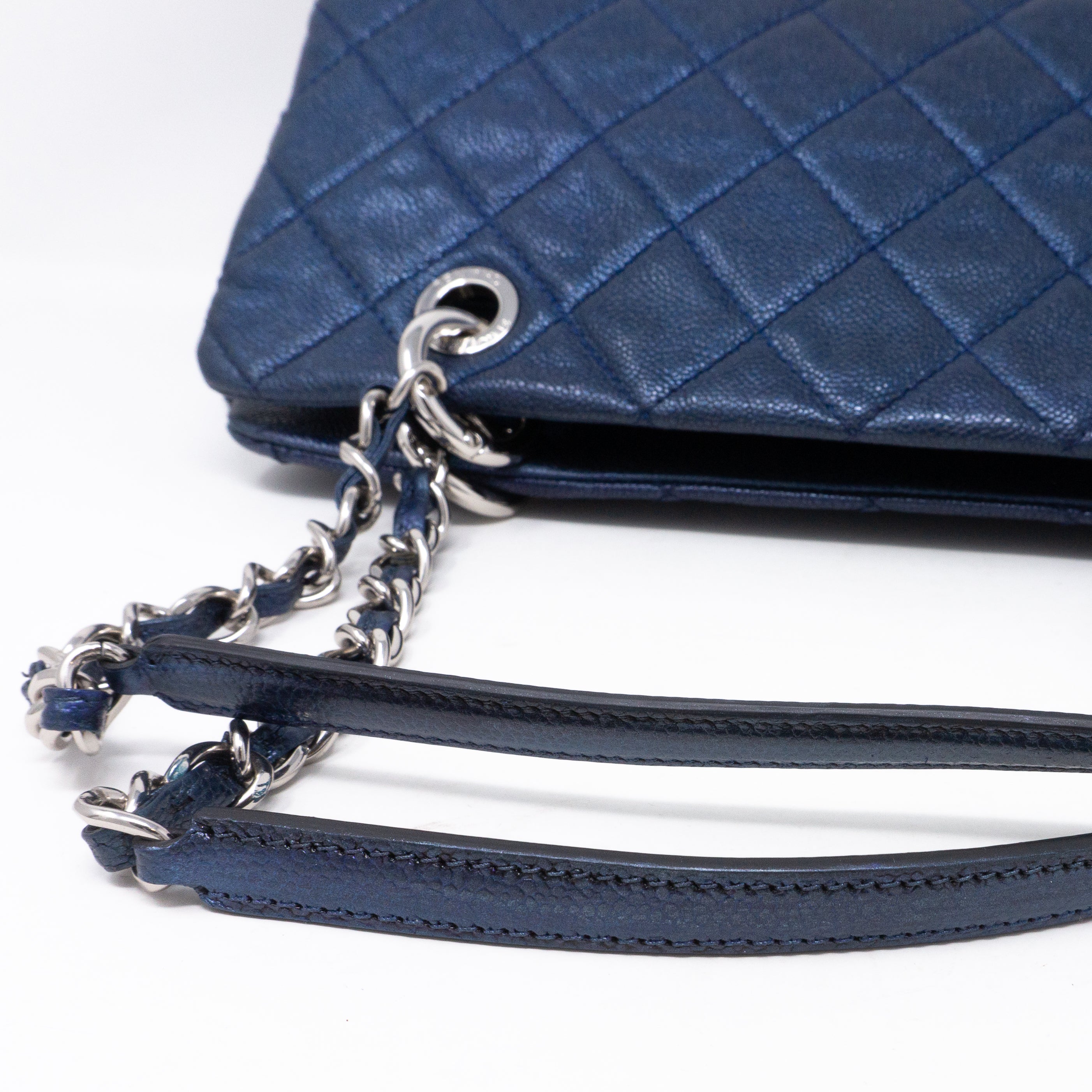 Quilted Shopping Tote Blue Caviar