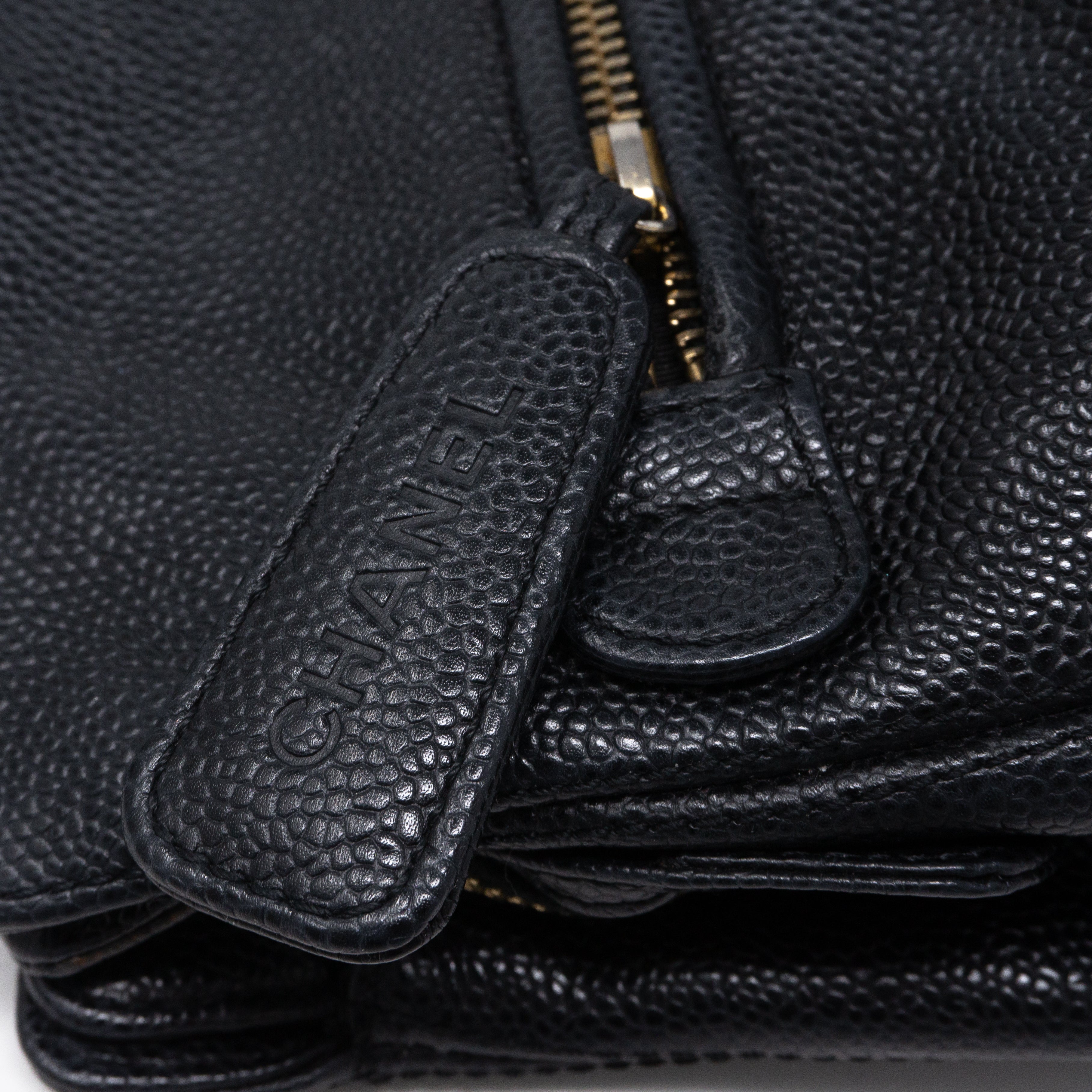 CC Shoulder Tote Black Caviar