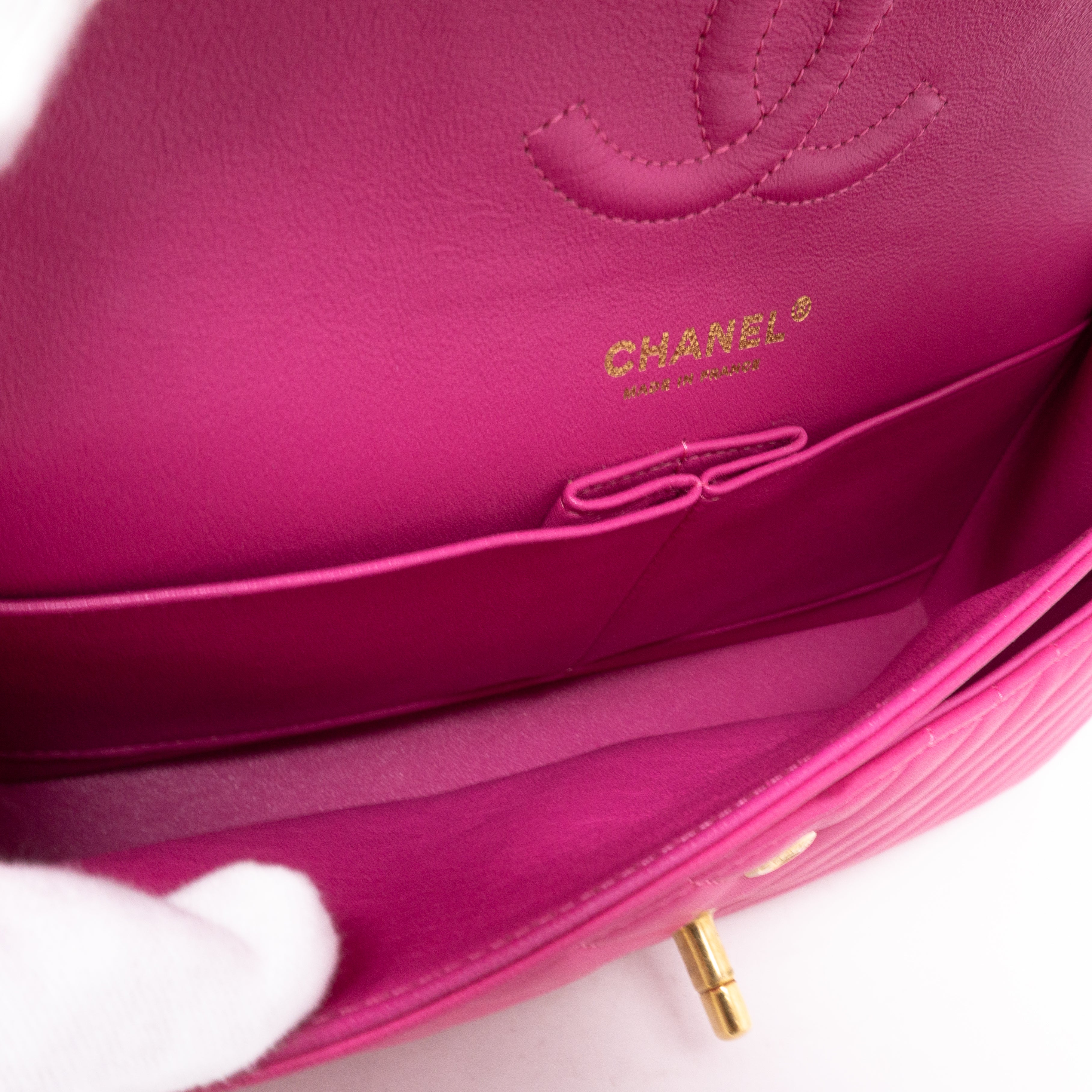 Classic Double Flap Medium Chevron Pink Gold