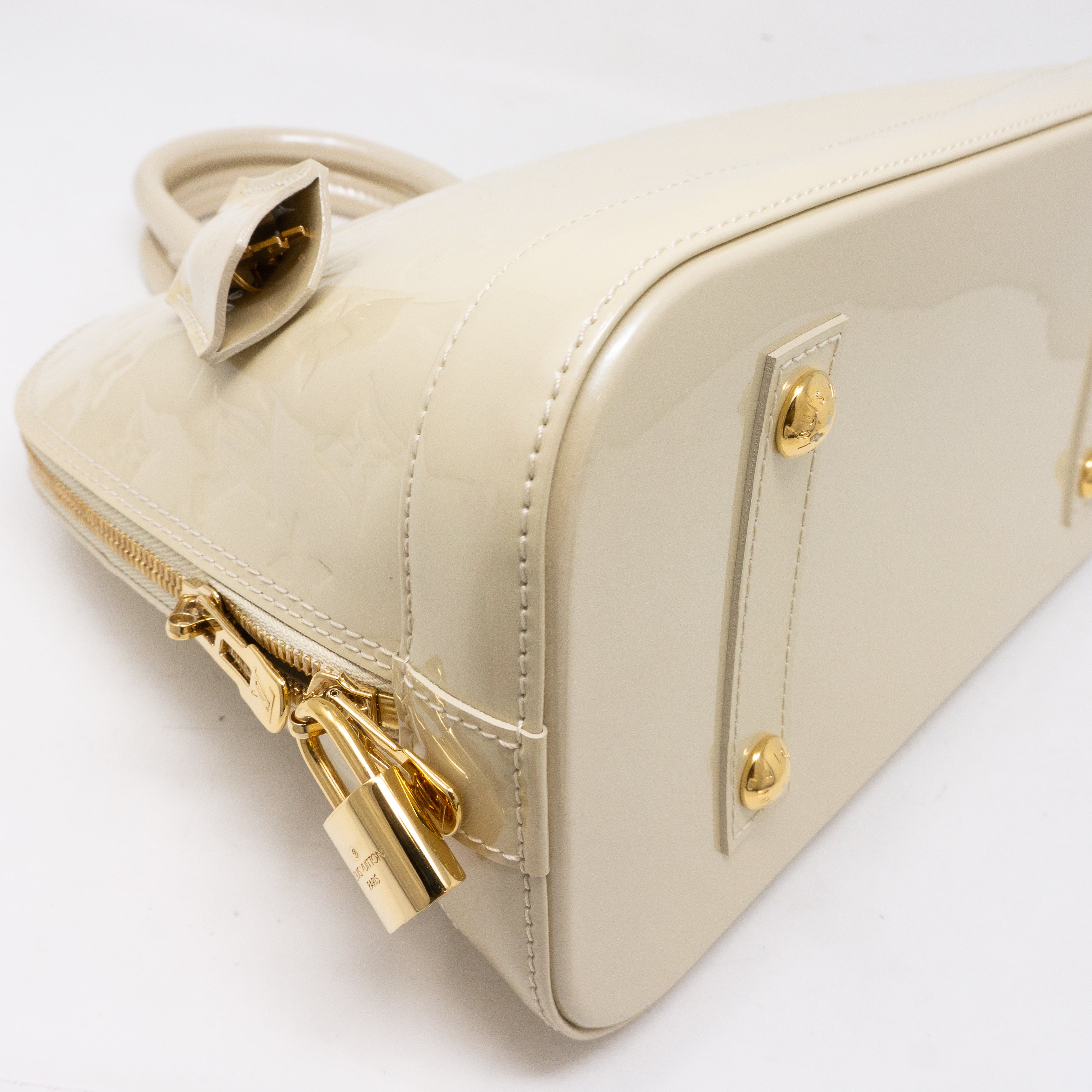 Alma PM Vernis Blanc Corail