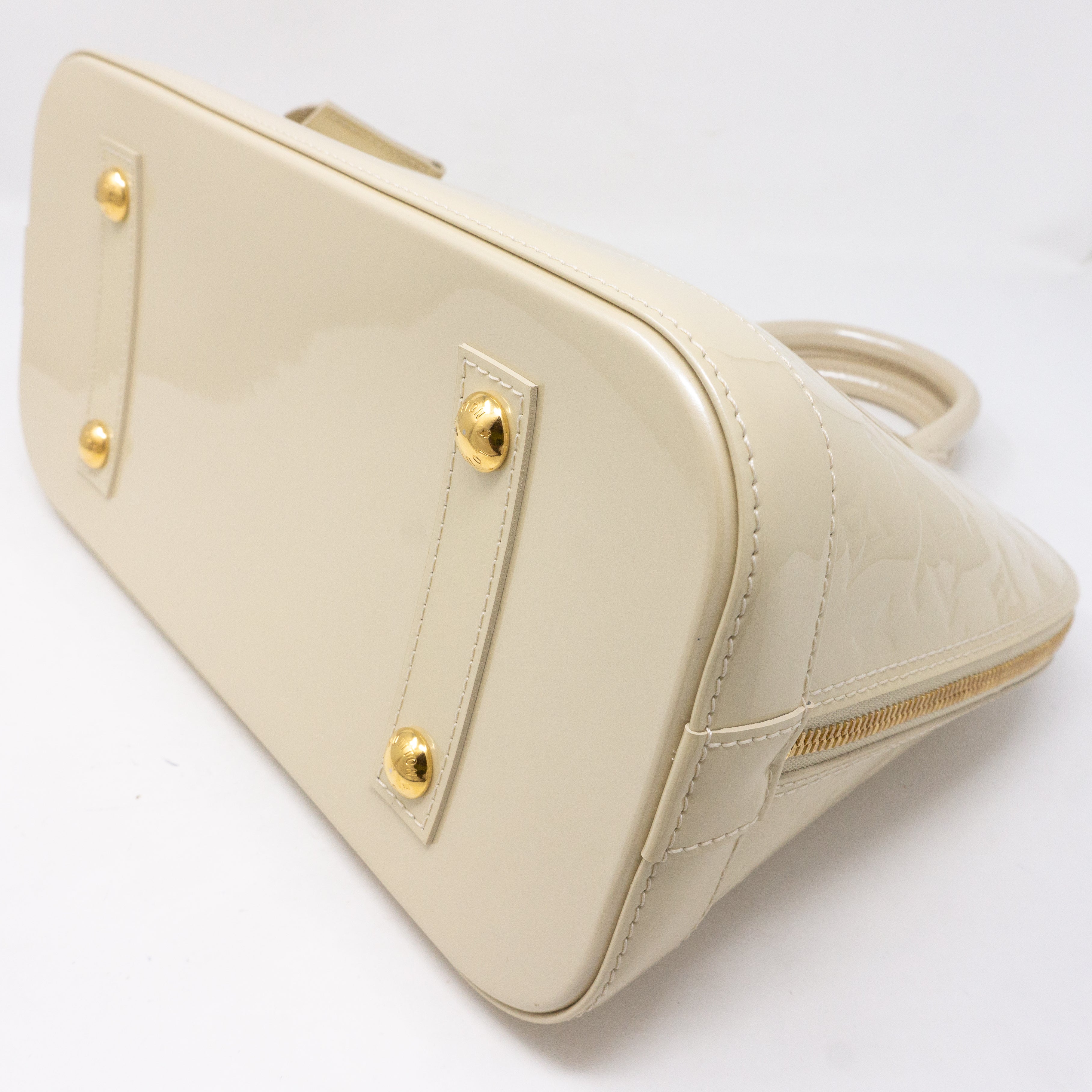 Alma PM Vernis Blanc Corail