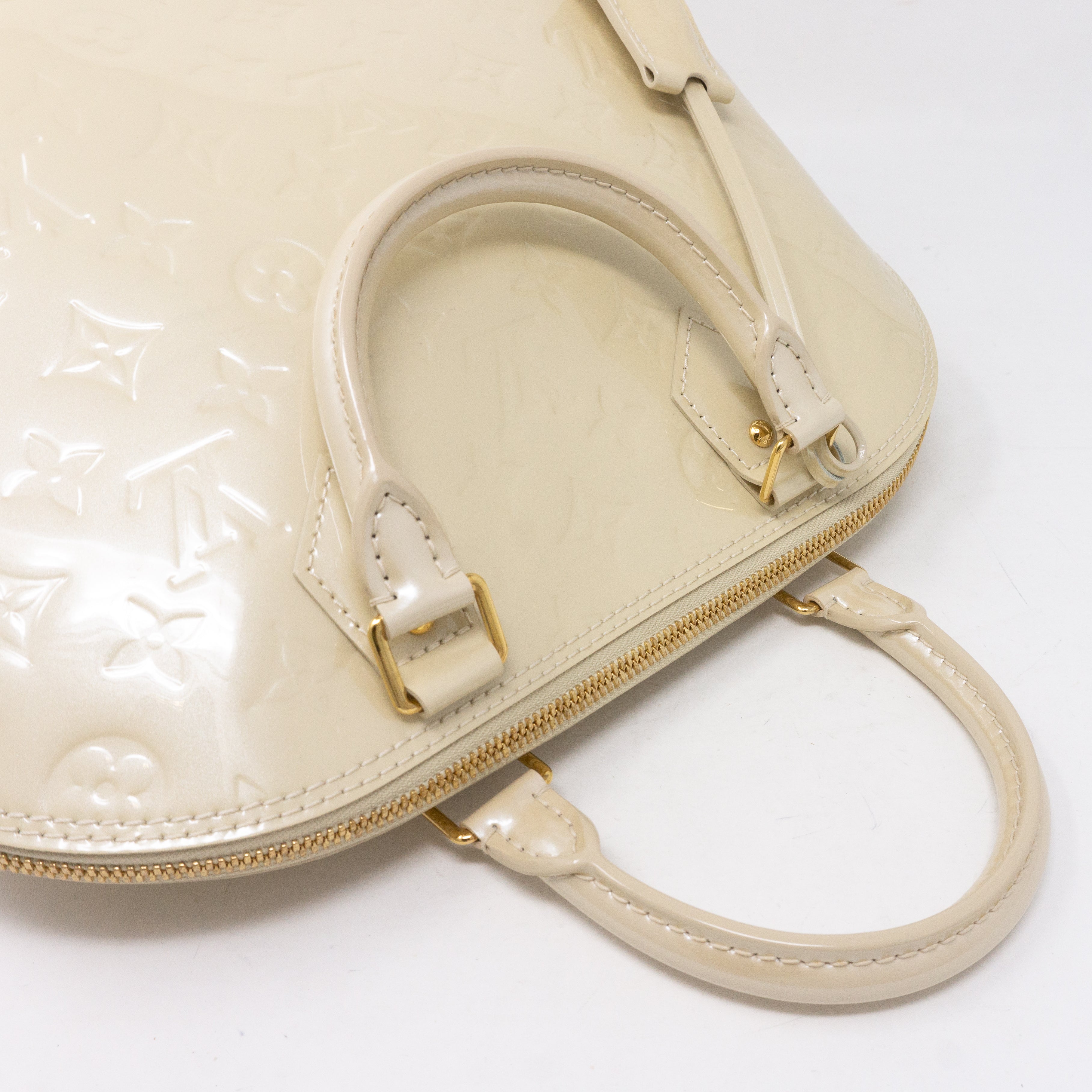 Alma PM Vernis Blanc Corail