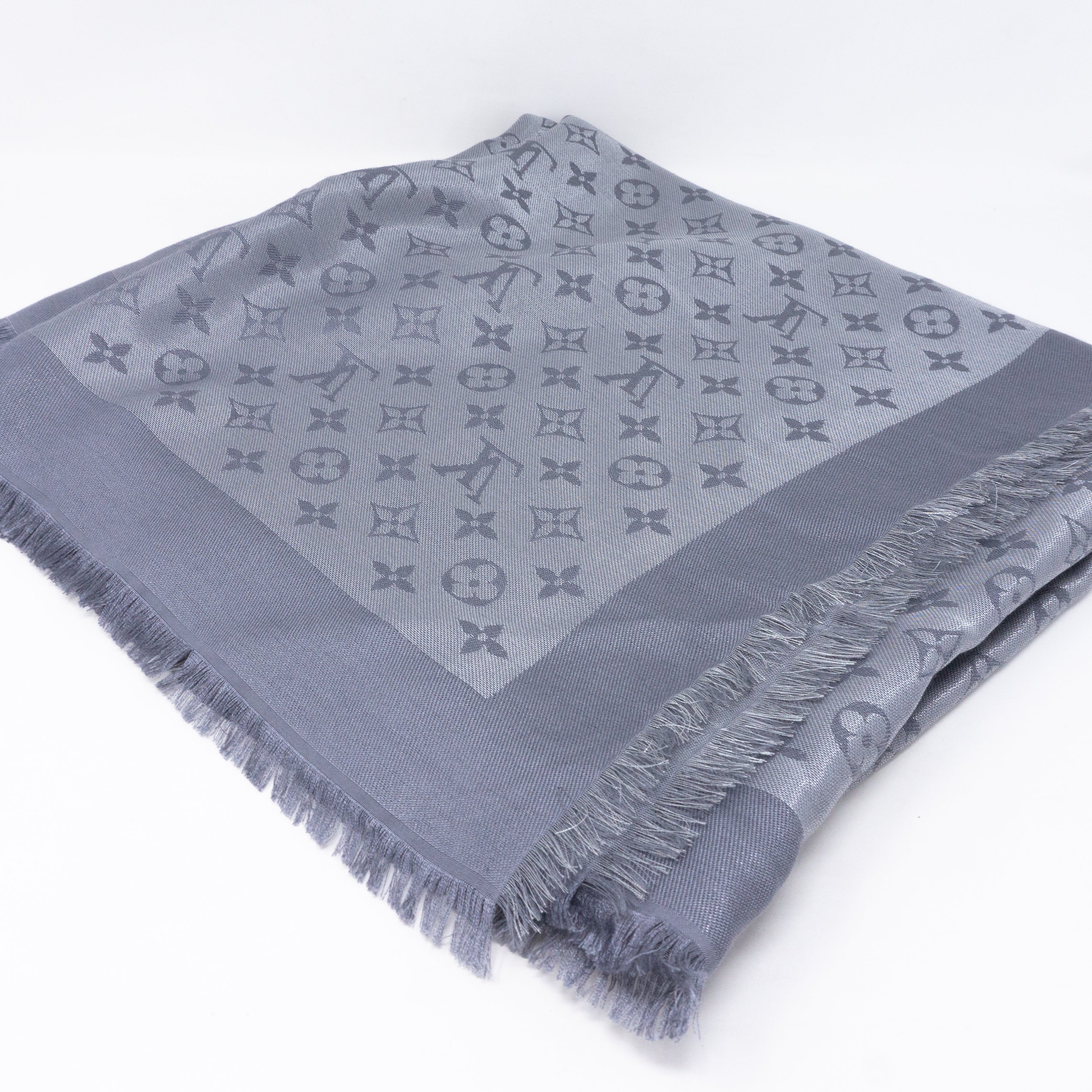 Monogram Shine Shawl Anthracite