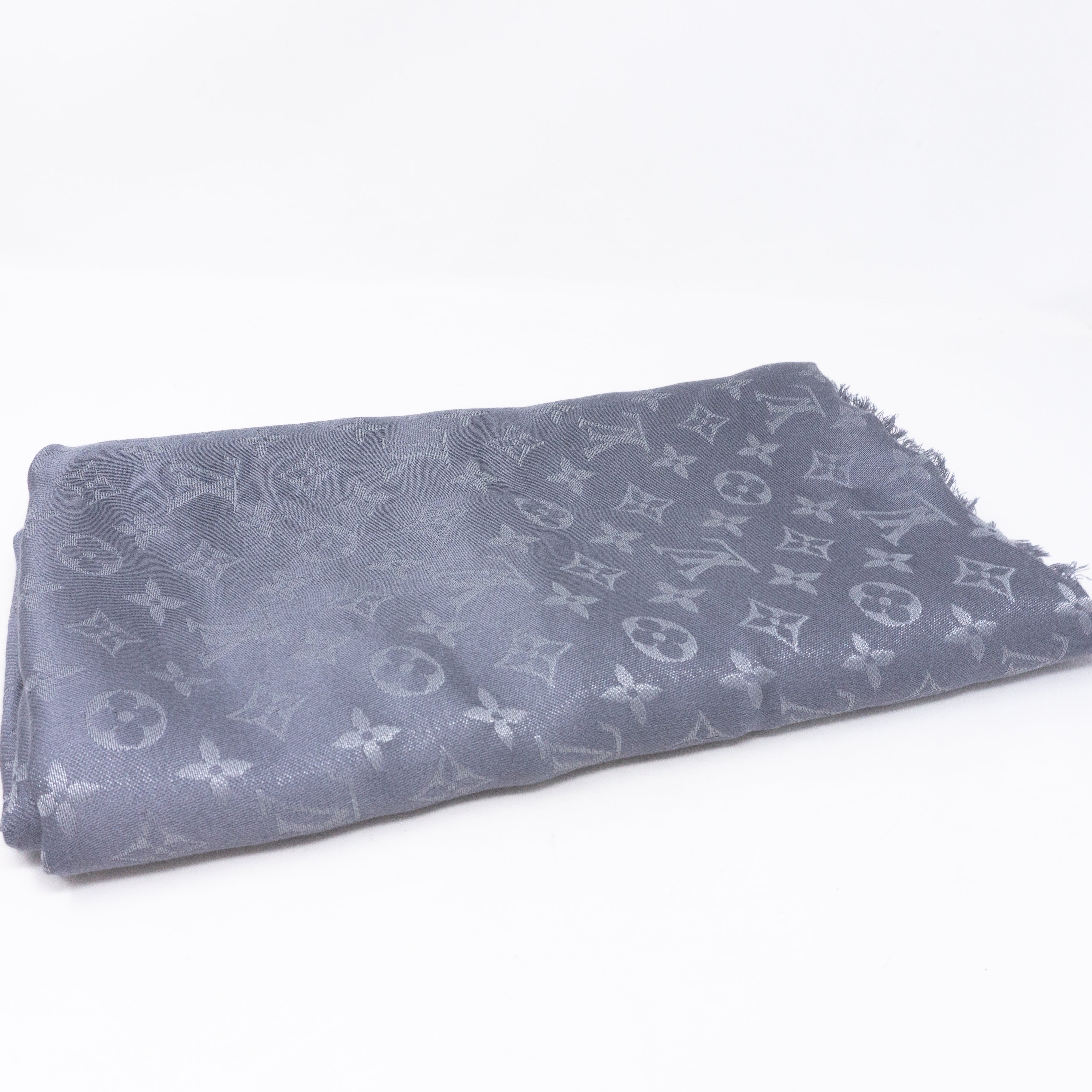 Monogram Shine Shawl Anthracite