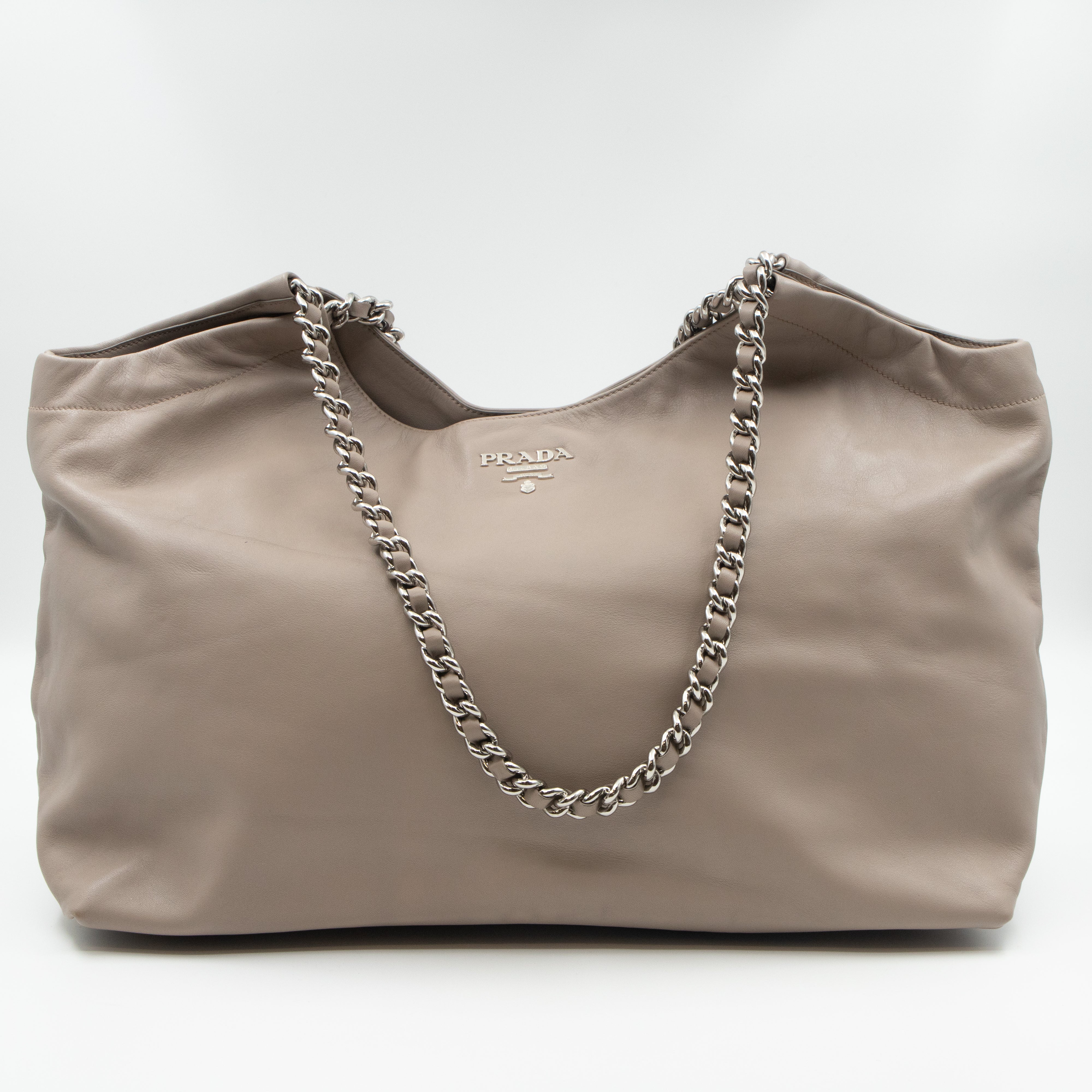 Soft Chain Tote Gray Leather