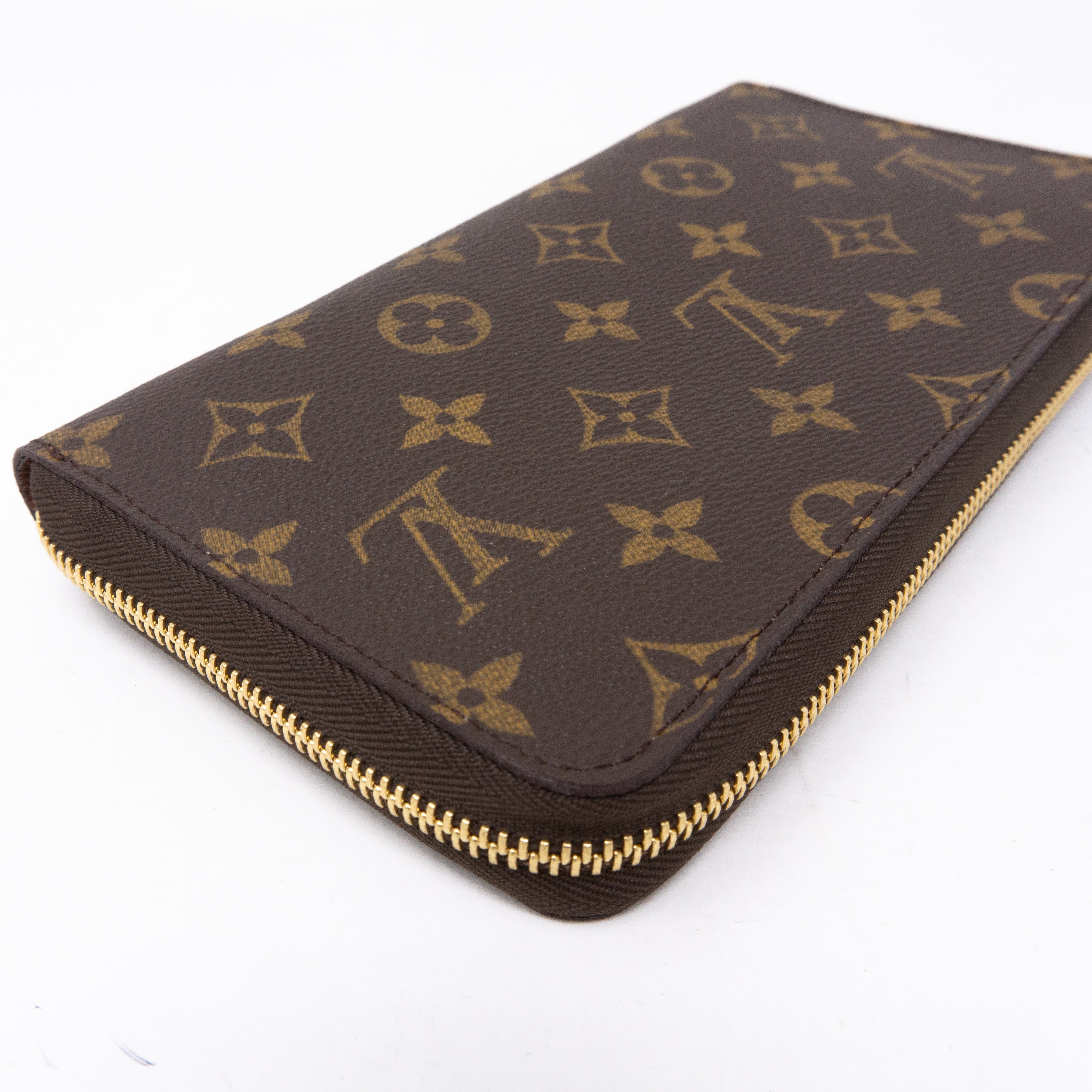 Zippy Organizer Wallet Monogram