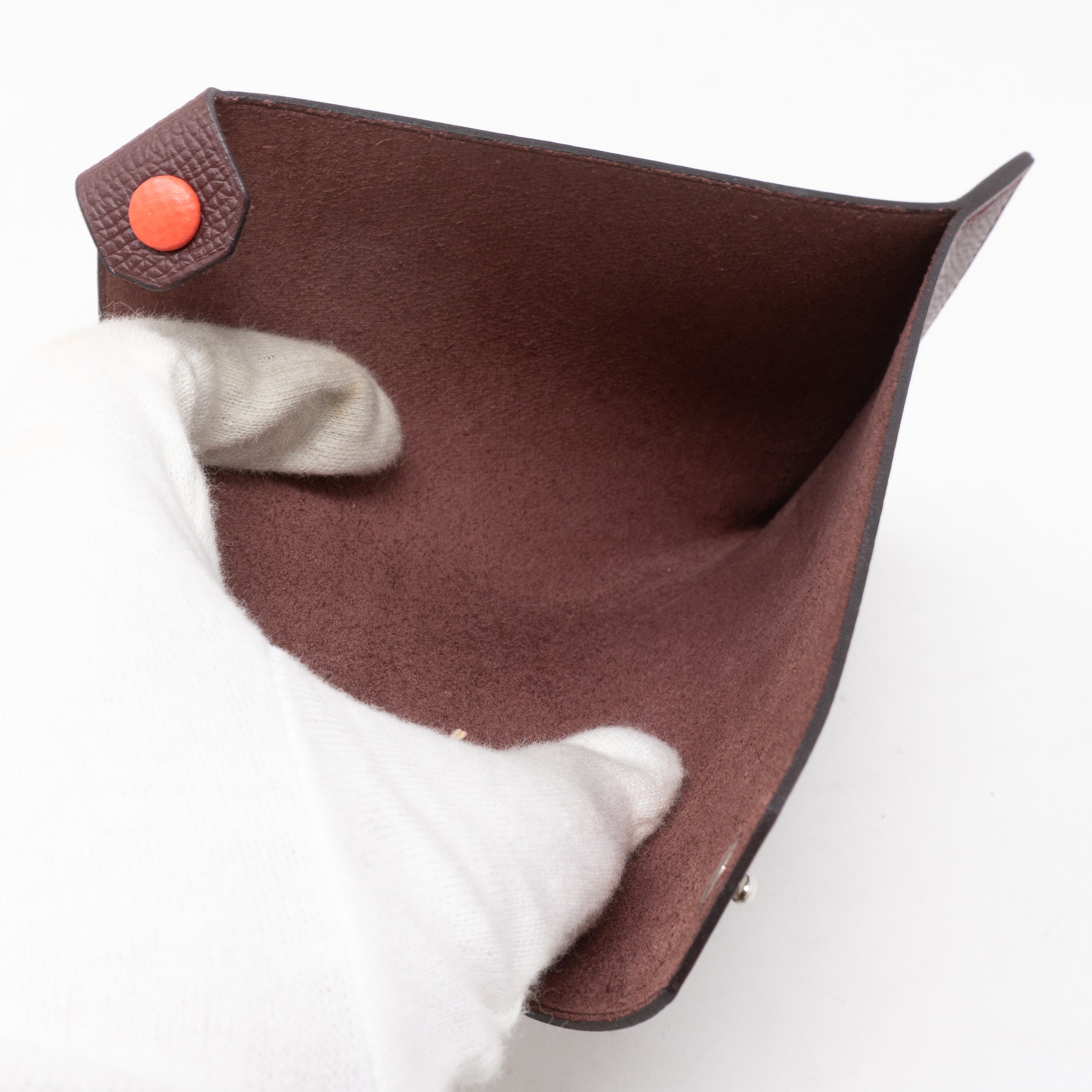 Tarmac Dot Passport Holder Bordeaux