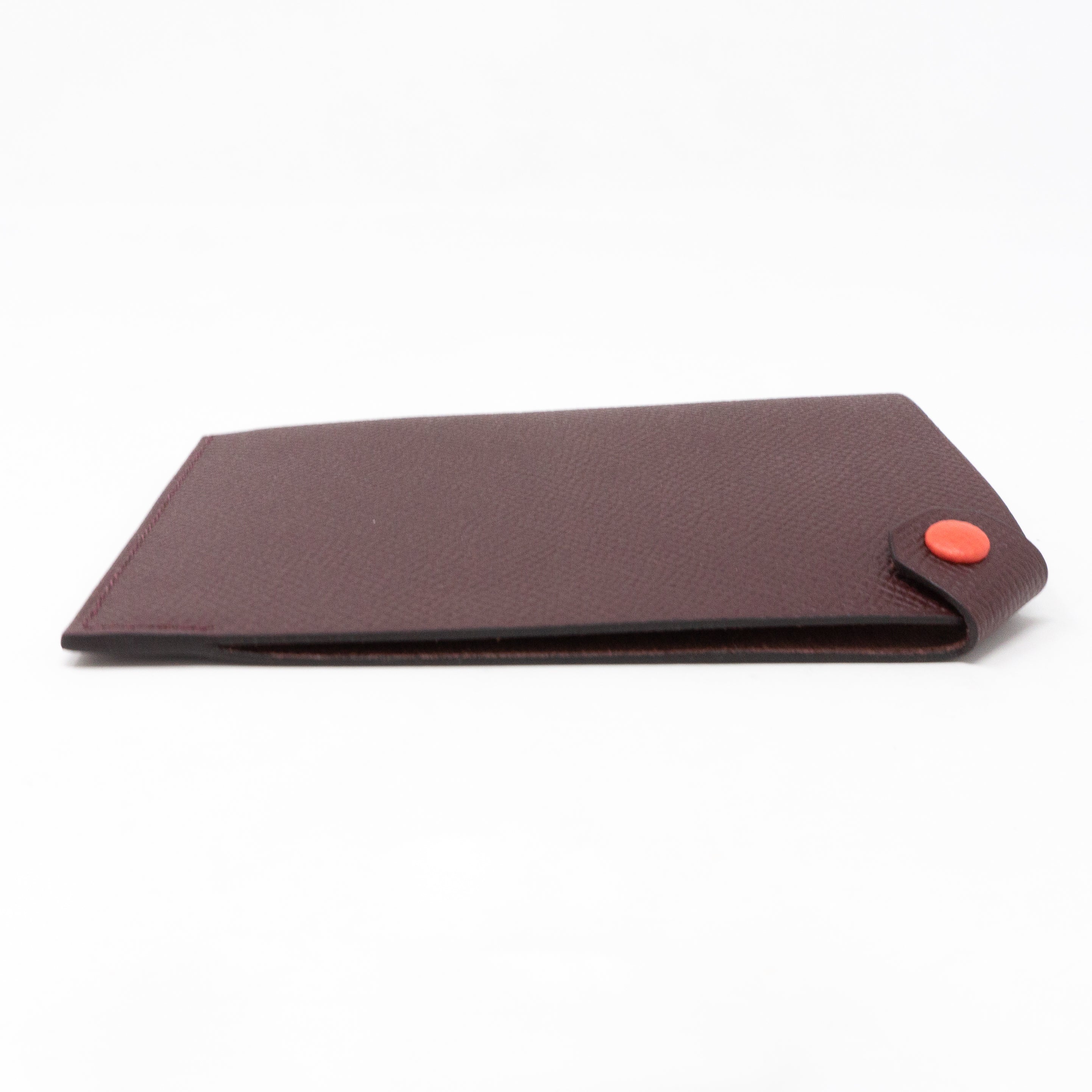 Tarmac Dot Passport Holder Bordeaux