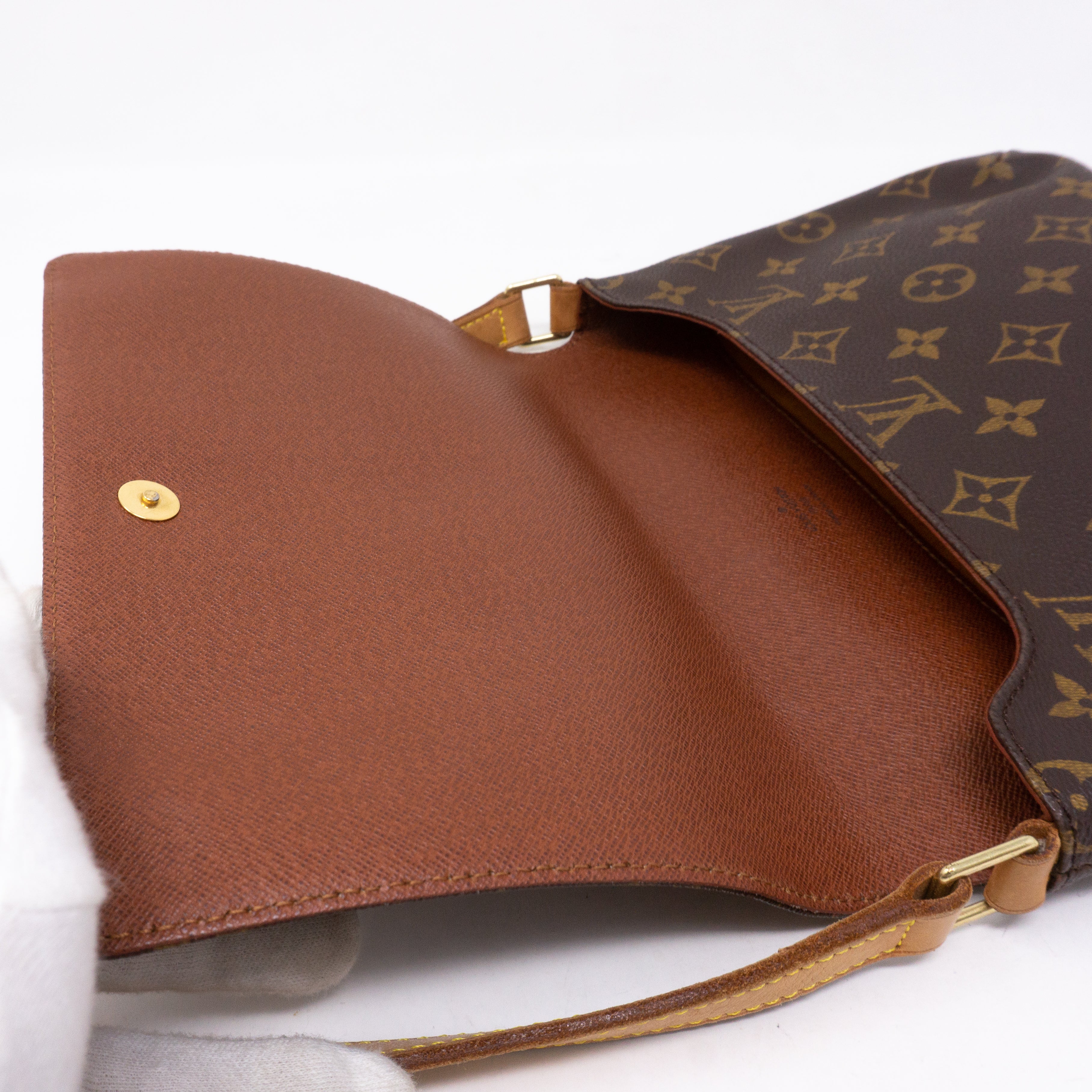 Musette Tango Monogram