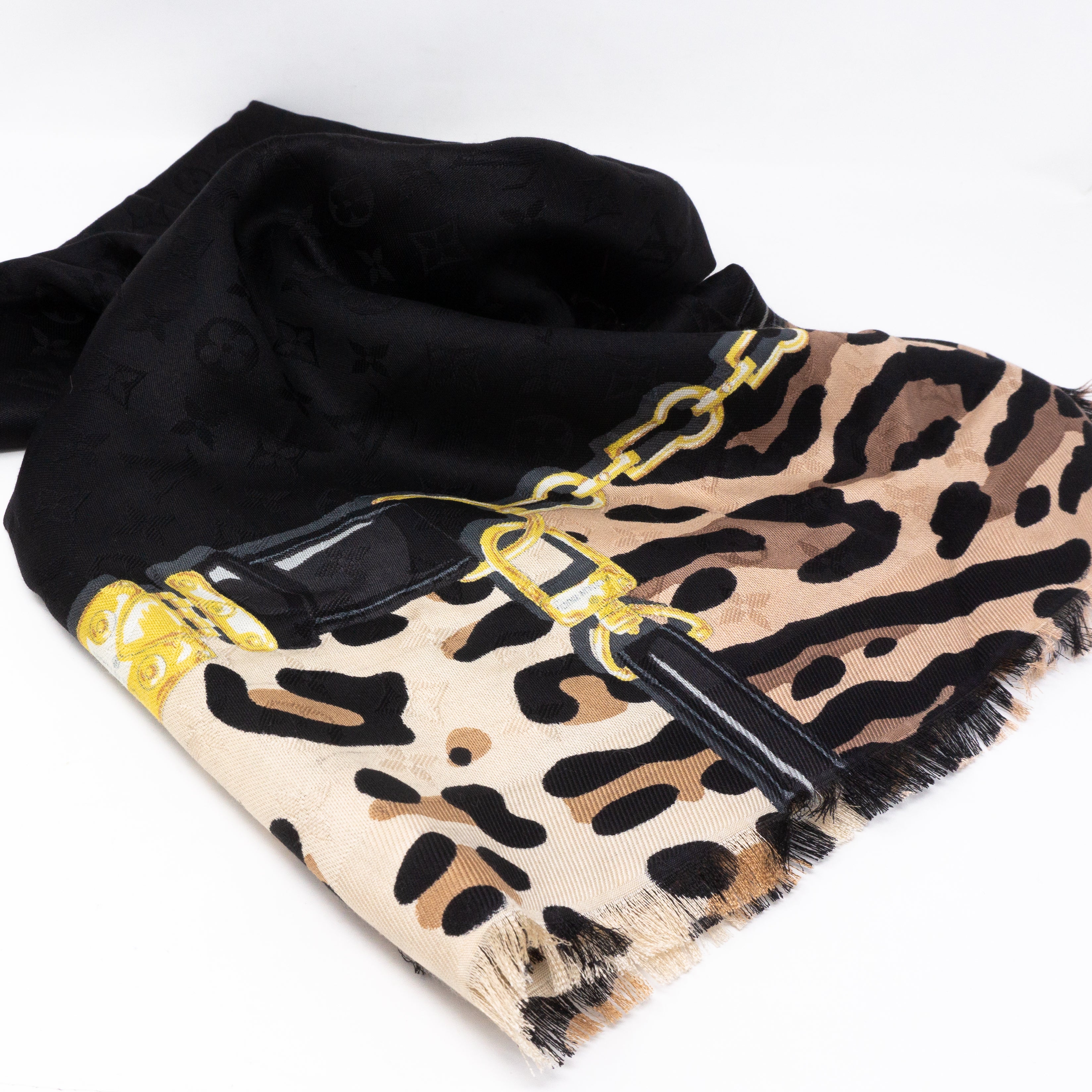 Monogram Shawl Leogram Black