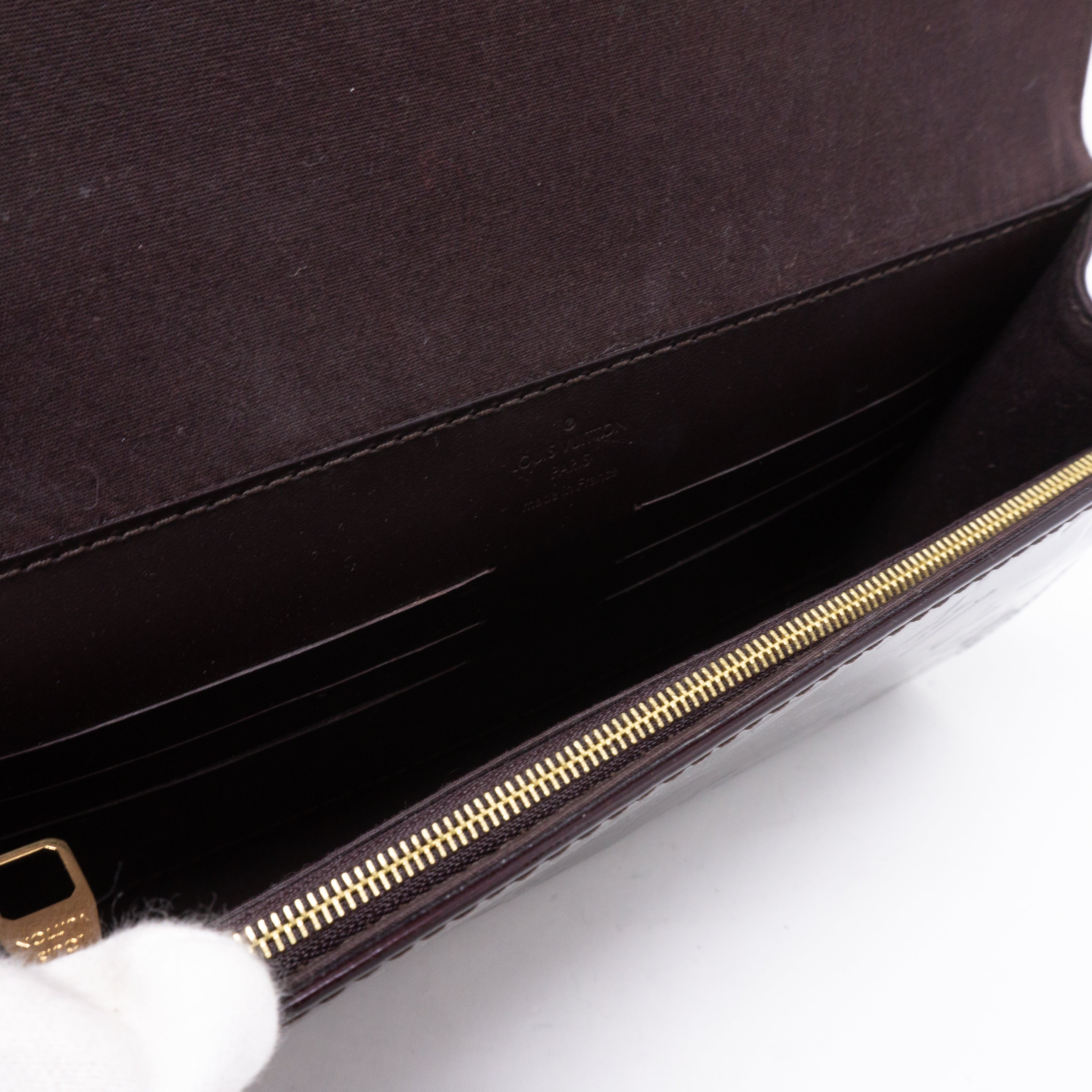Ana Clutch Vernis Amarante