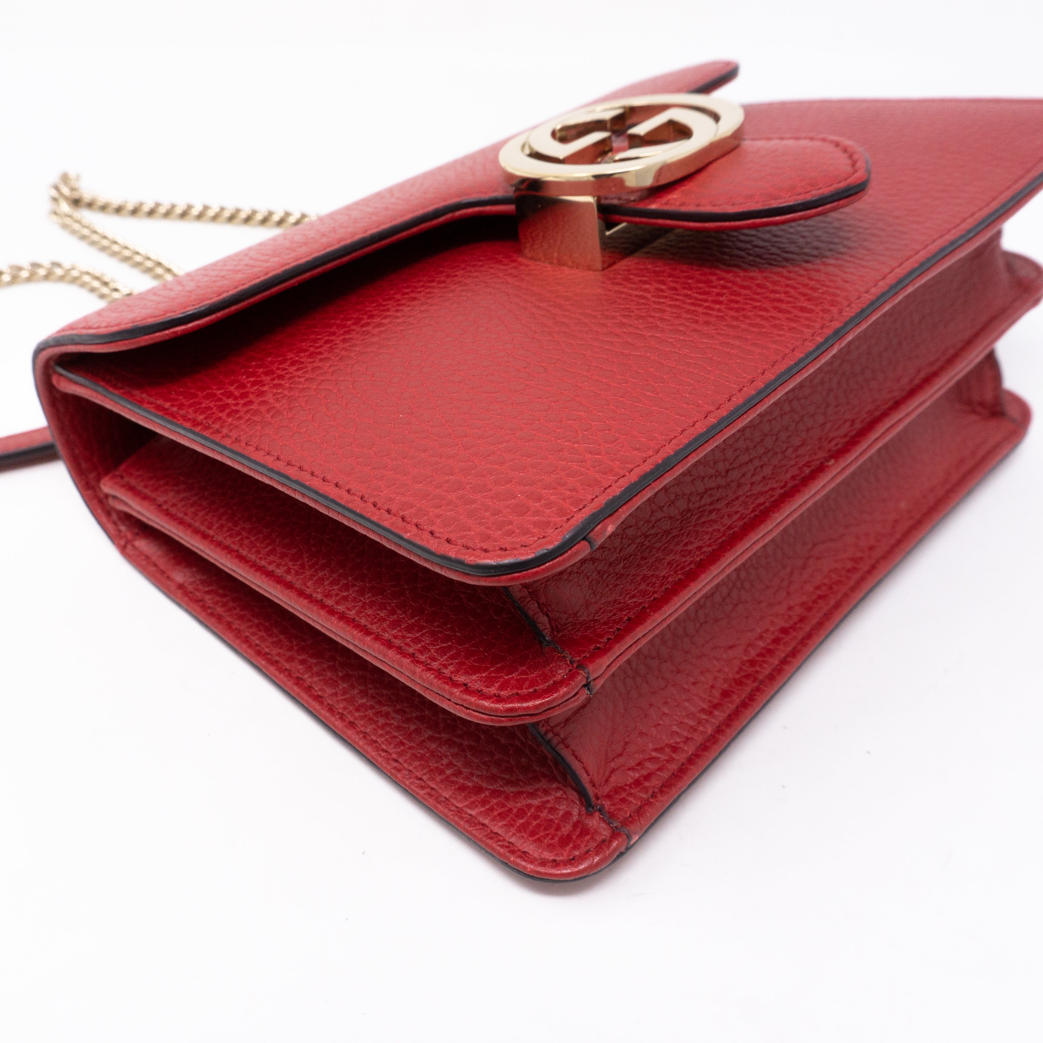 Interlocking GG Flap Small Bag Red Leather