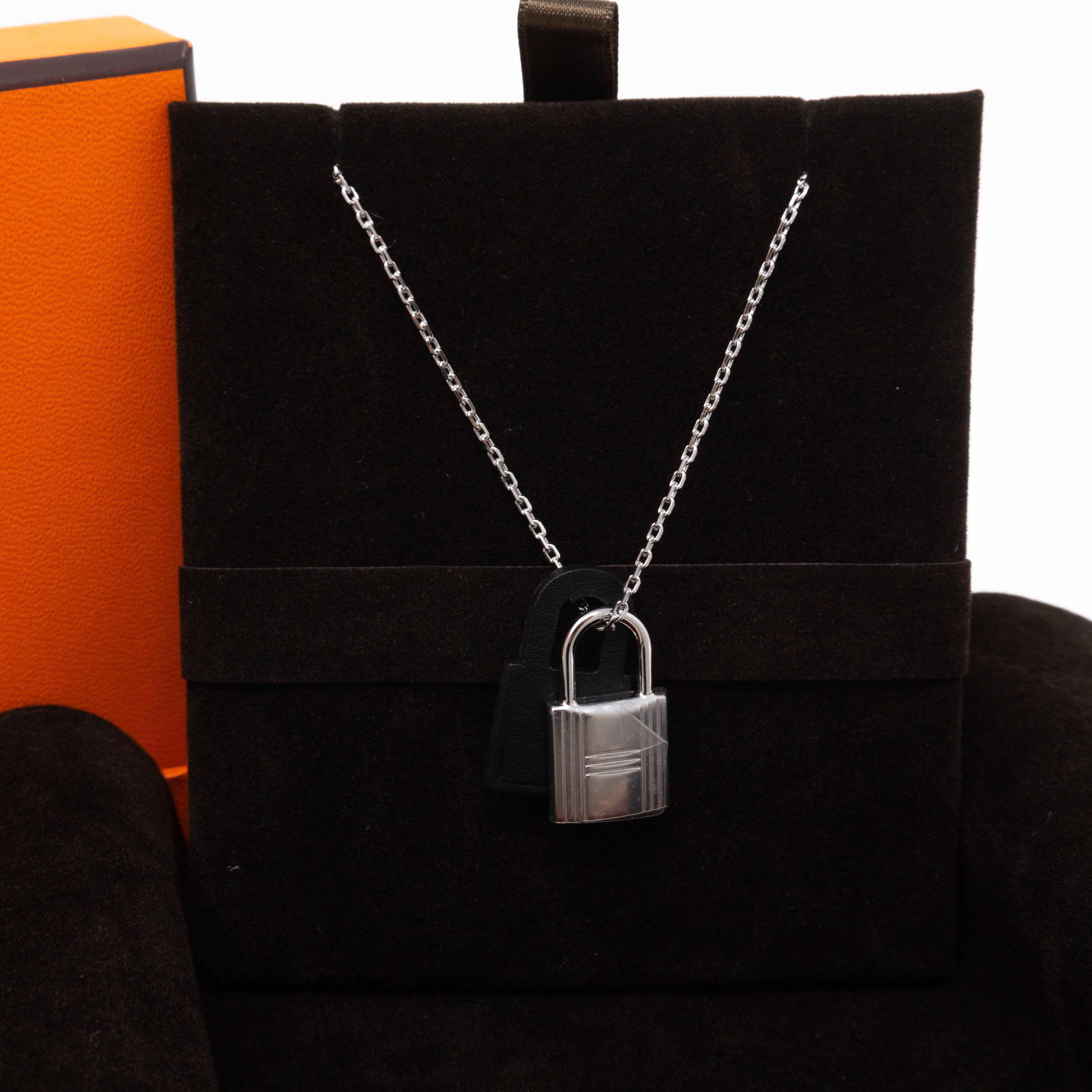 O'Kelly Pendant Silver Black