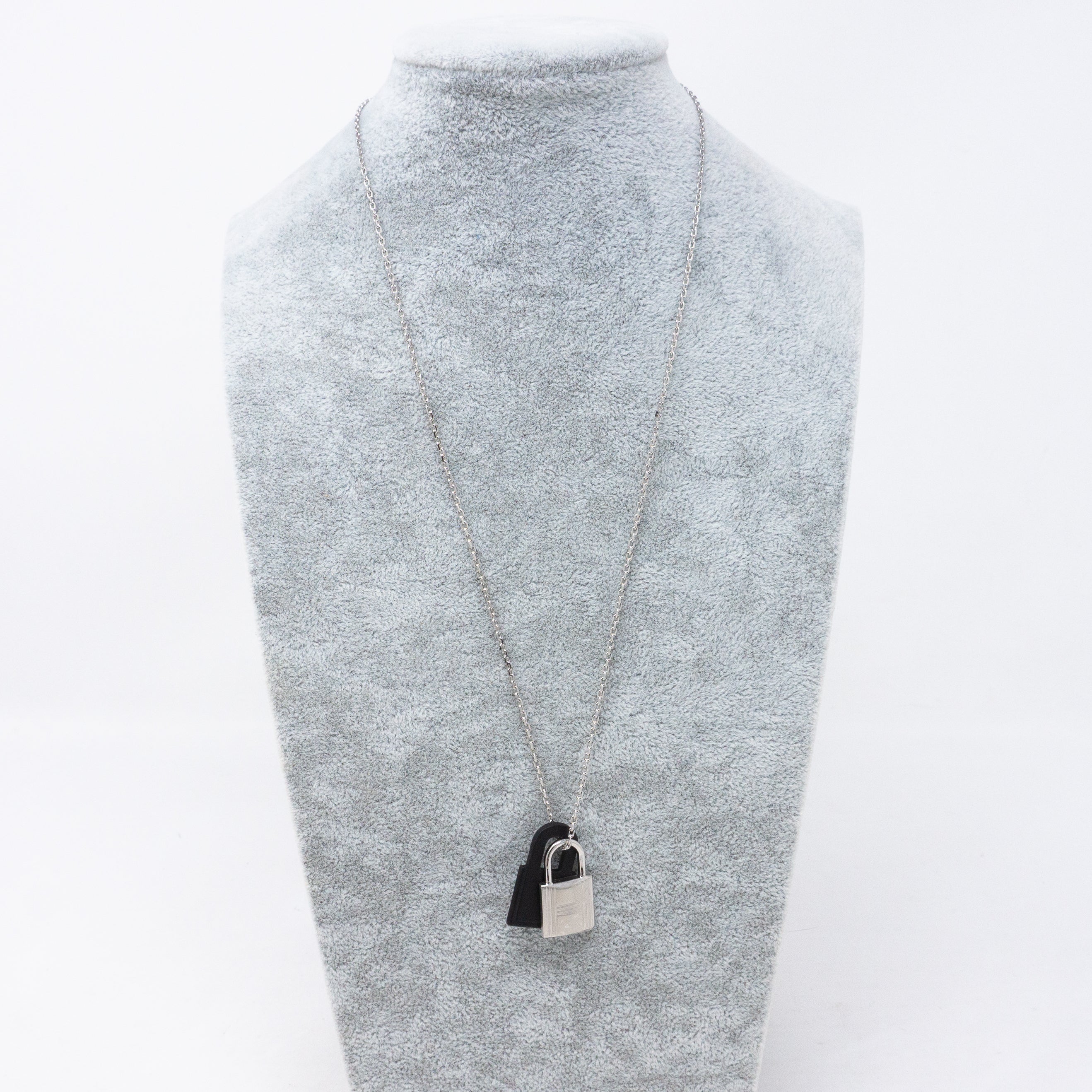 O'Kelly Pendant Silver Black
