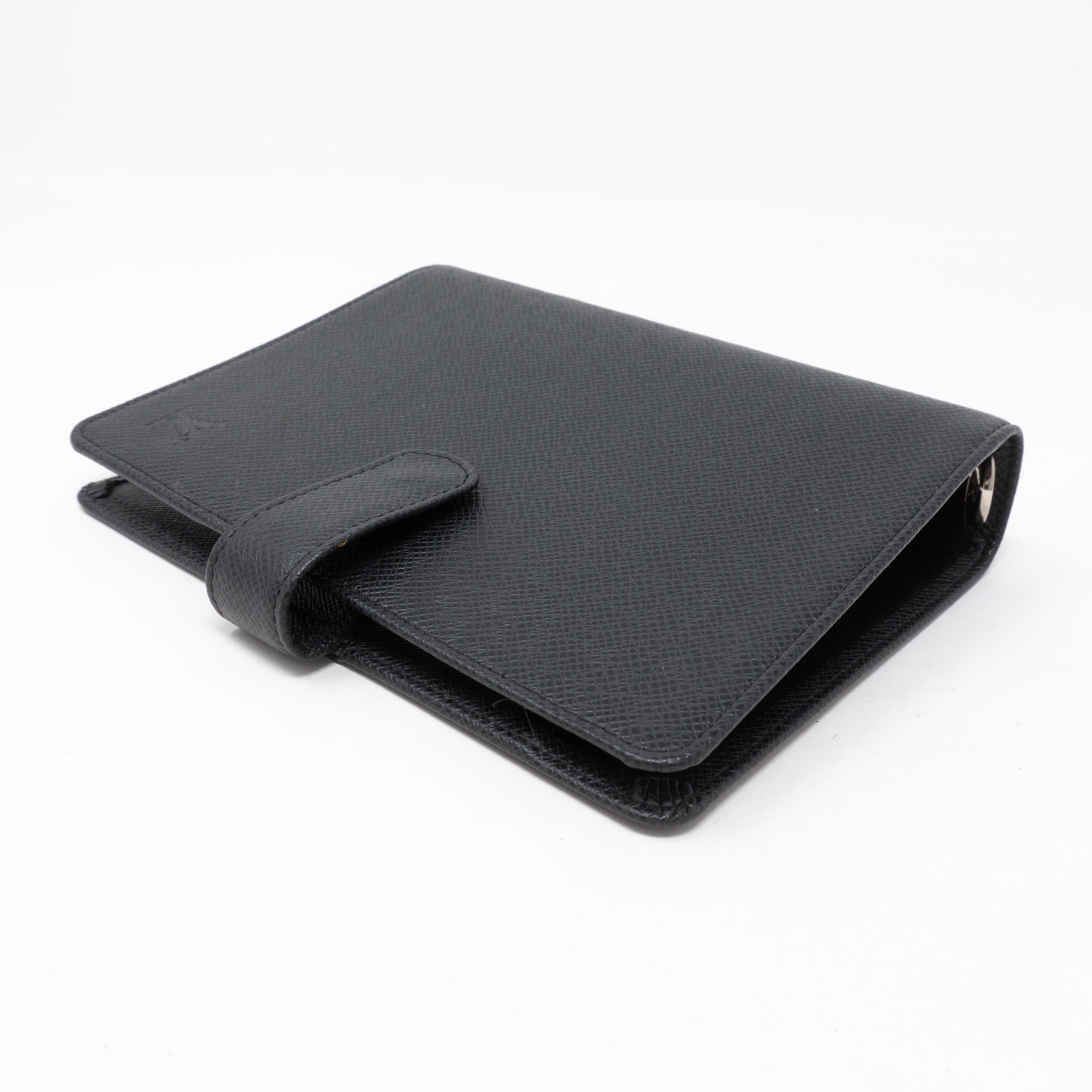 Medium Ring Agenda Cover Taiga Black