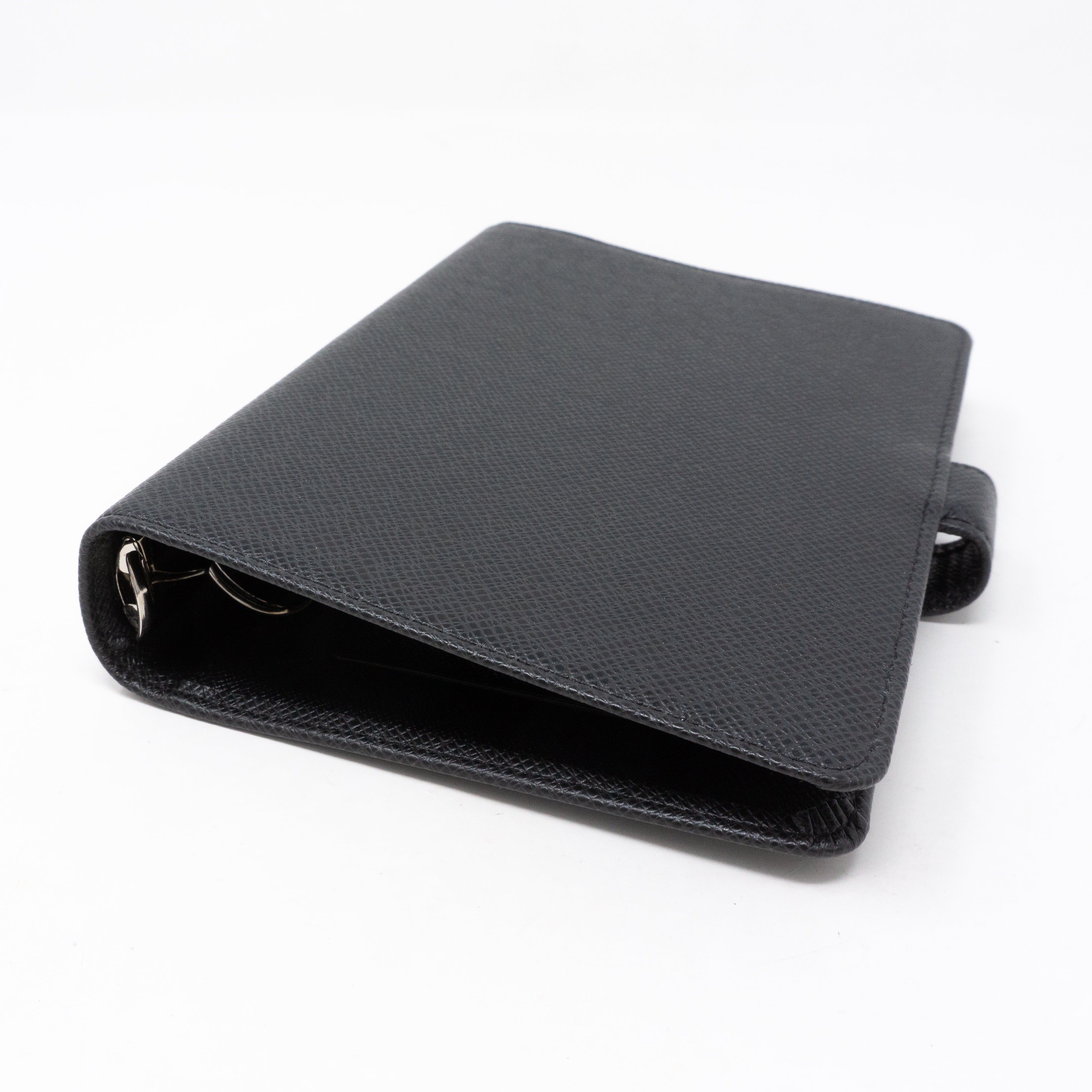 Medium Ring Agenda Cover Taiga Black