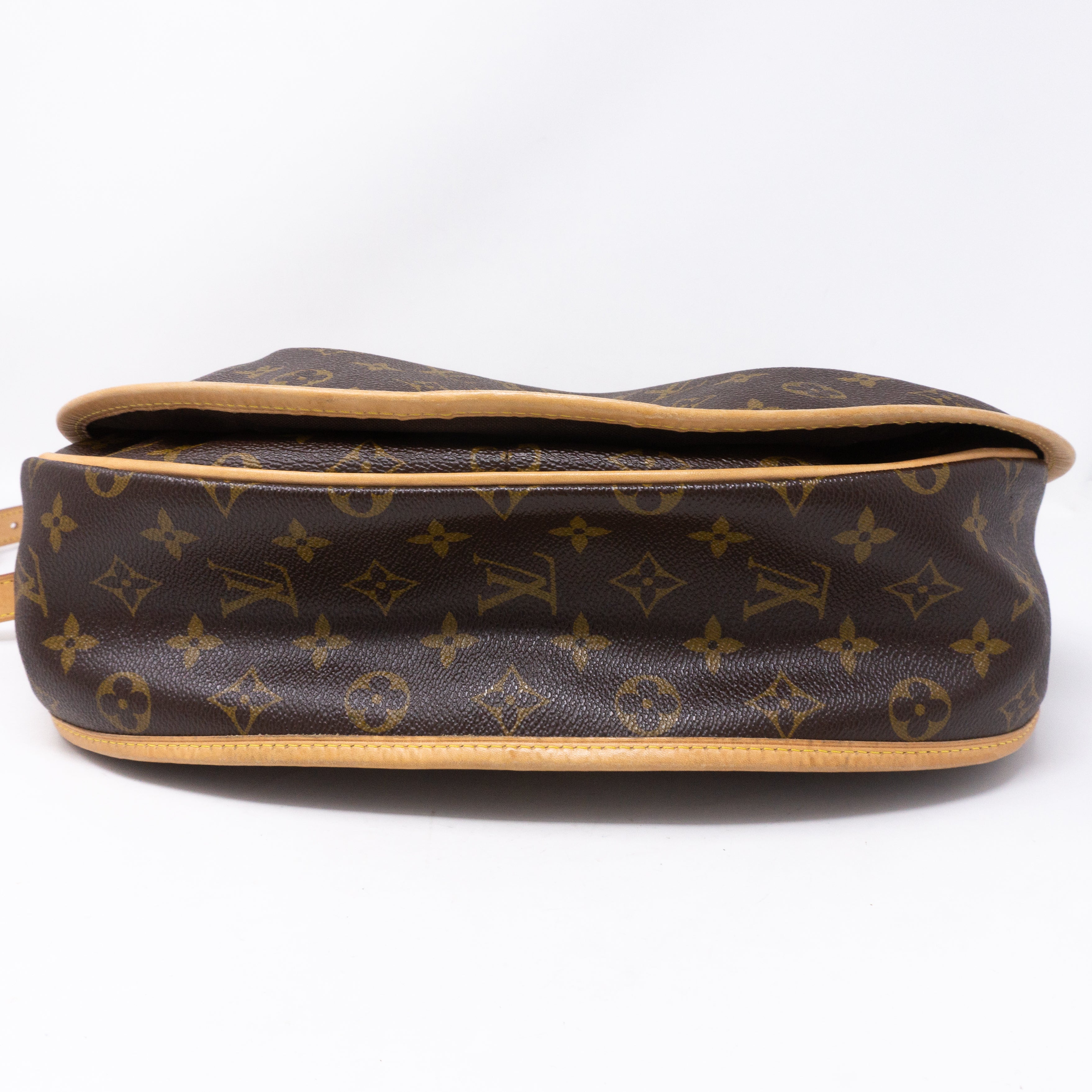 Menilmontant GM Monogram