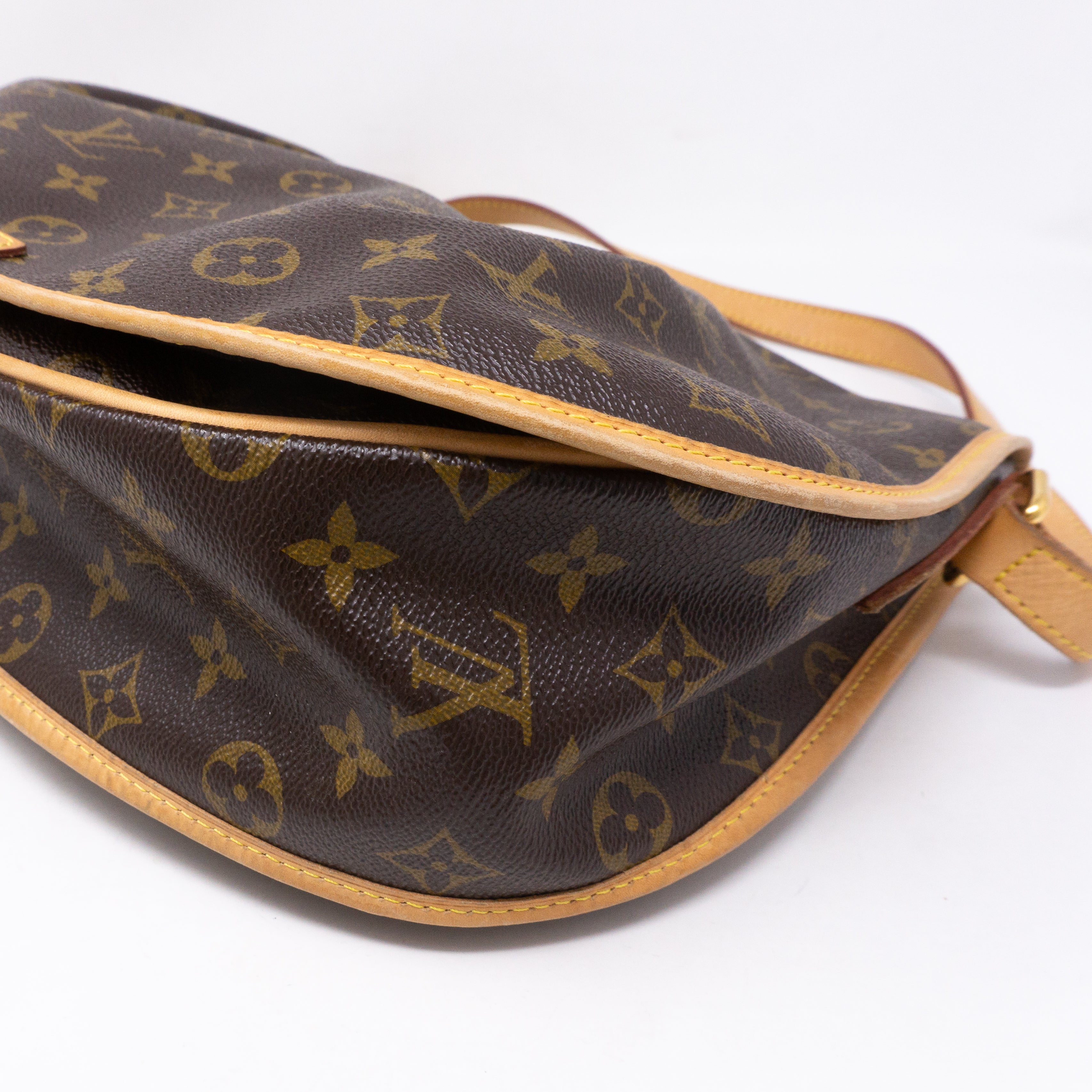 Menilmontant GM Monogram