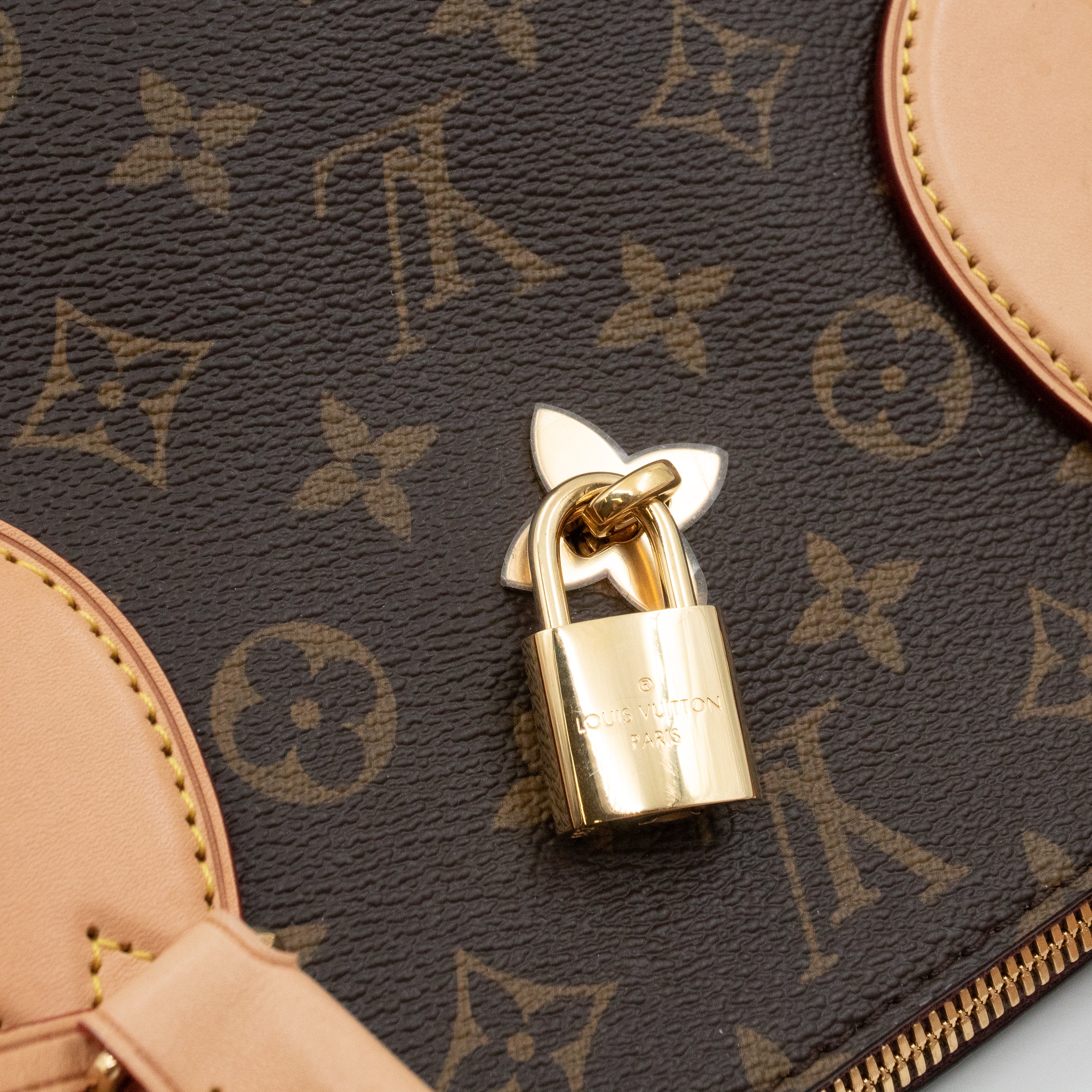 Flower Zipped Tote MM Monogram Beige