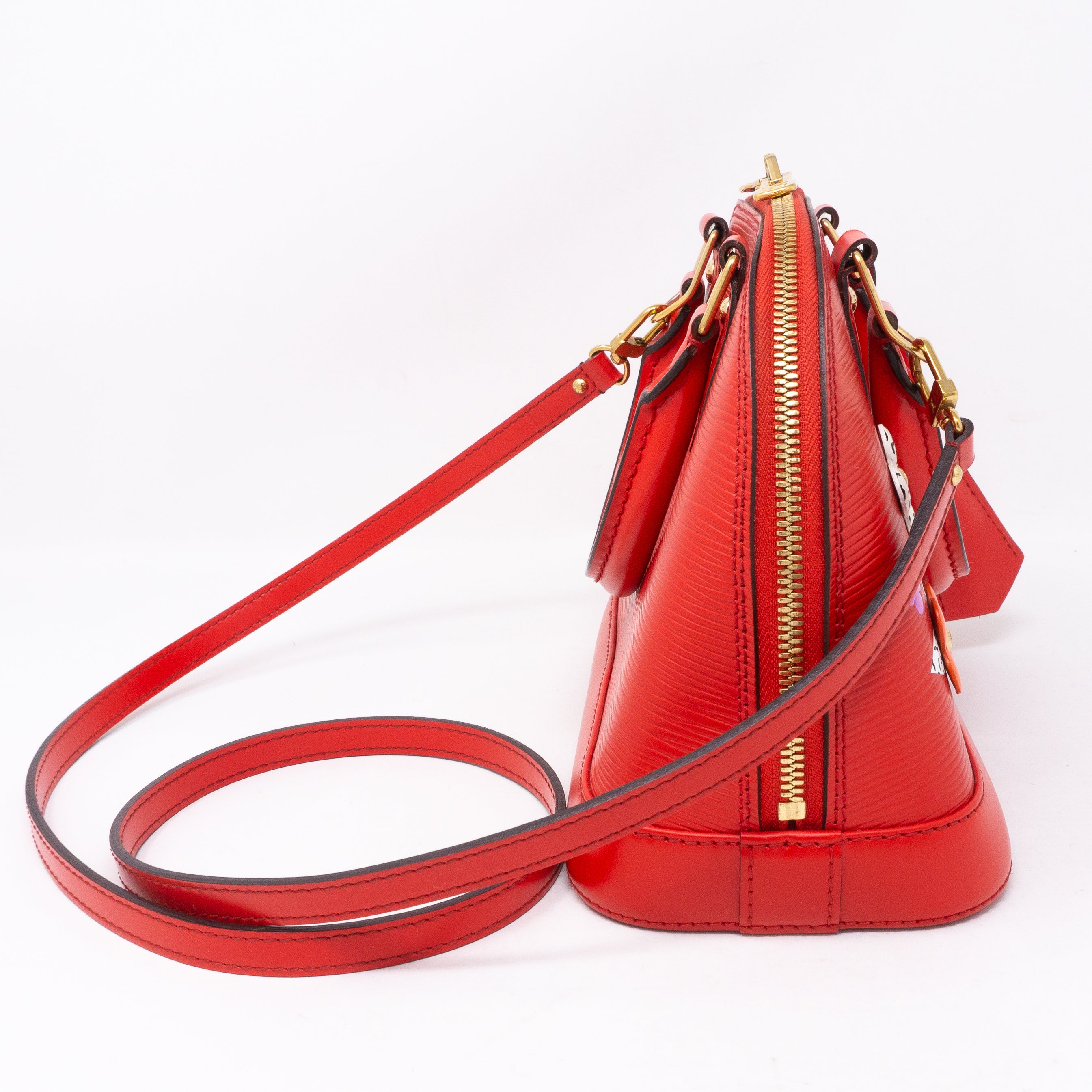 Alma BB Epi Red Blooming Flowers