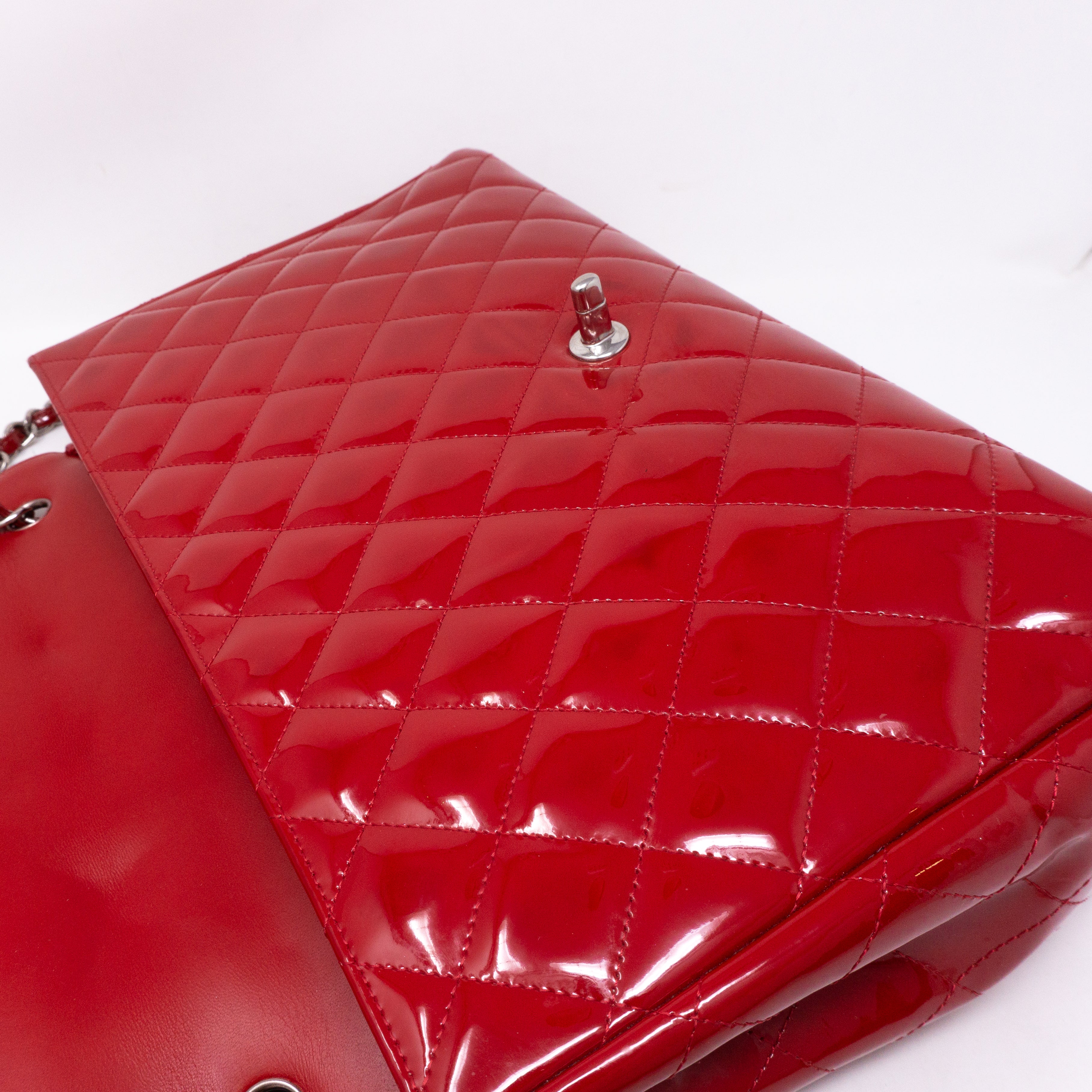 Classic Single Flap Maxi Red Patent Leather