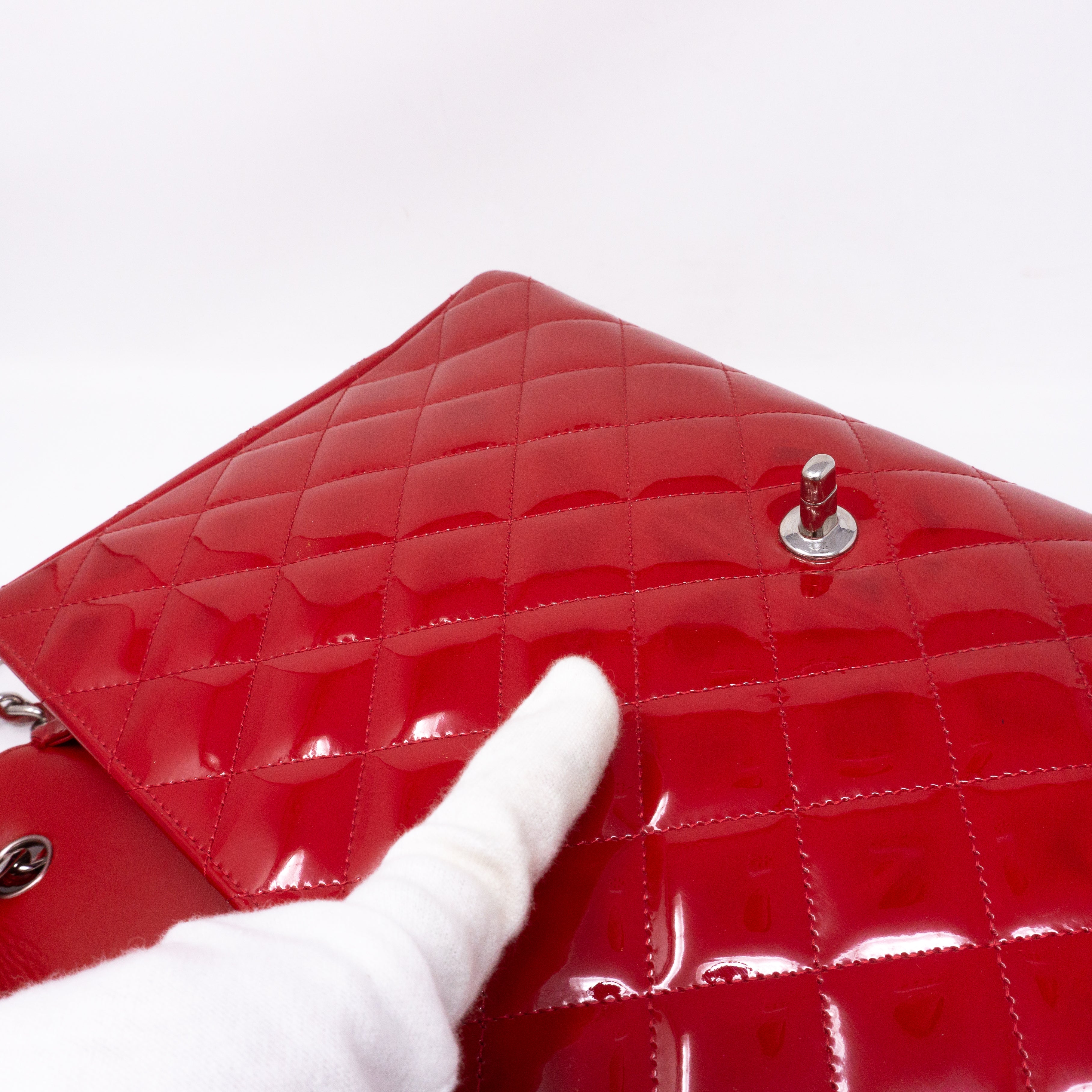 Classic Single Flap Maxi Red Patent Leather