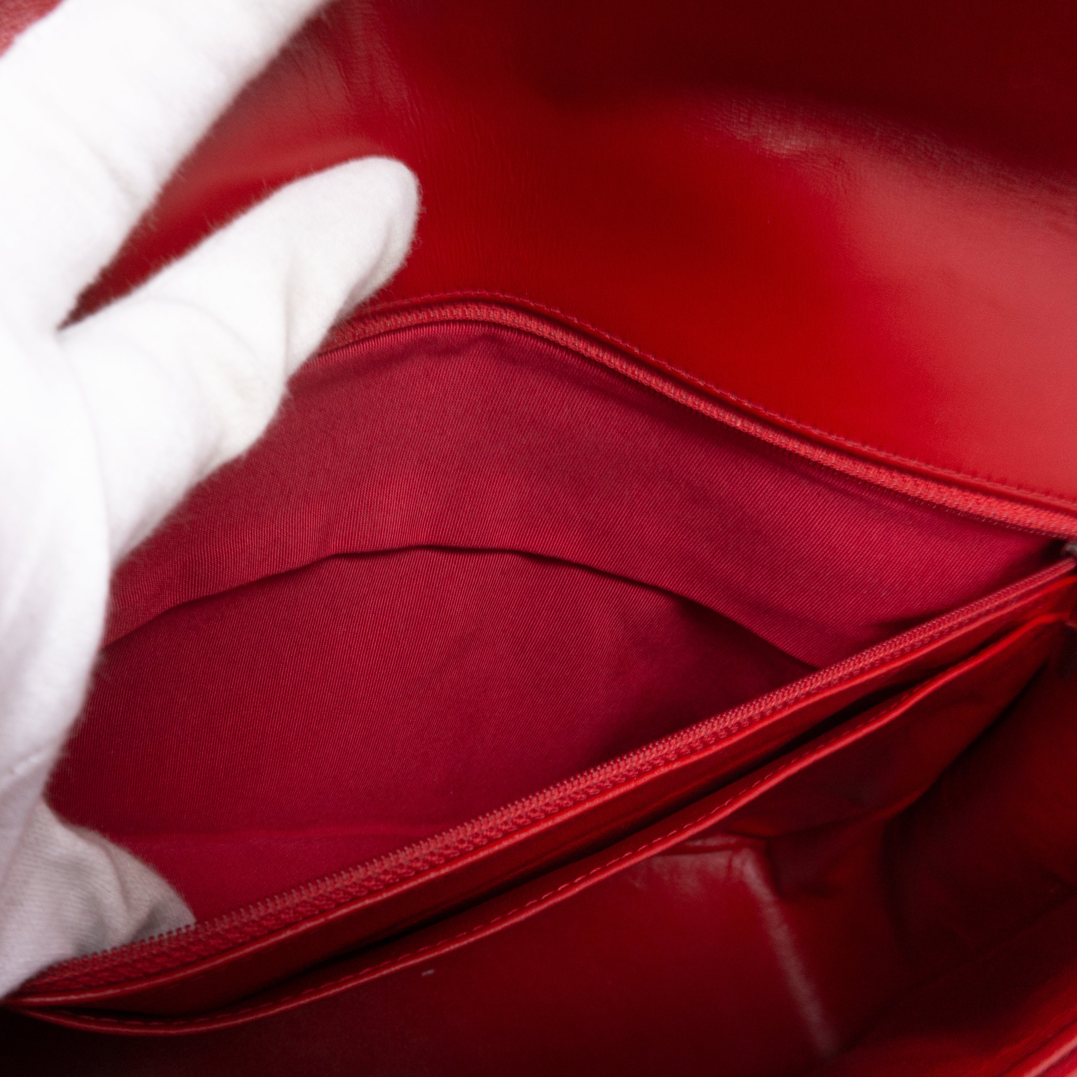 Classic Single Flap Maxi Red Patent Leather