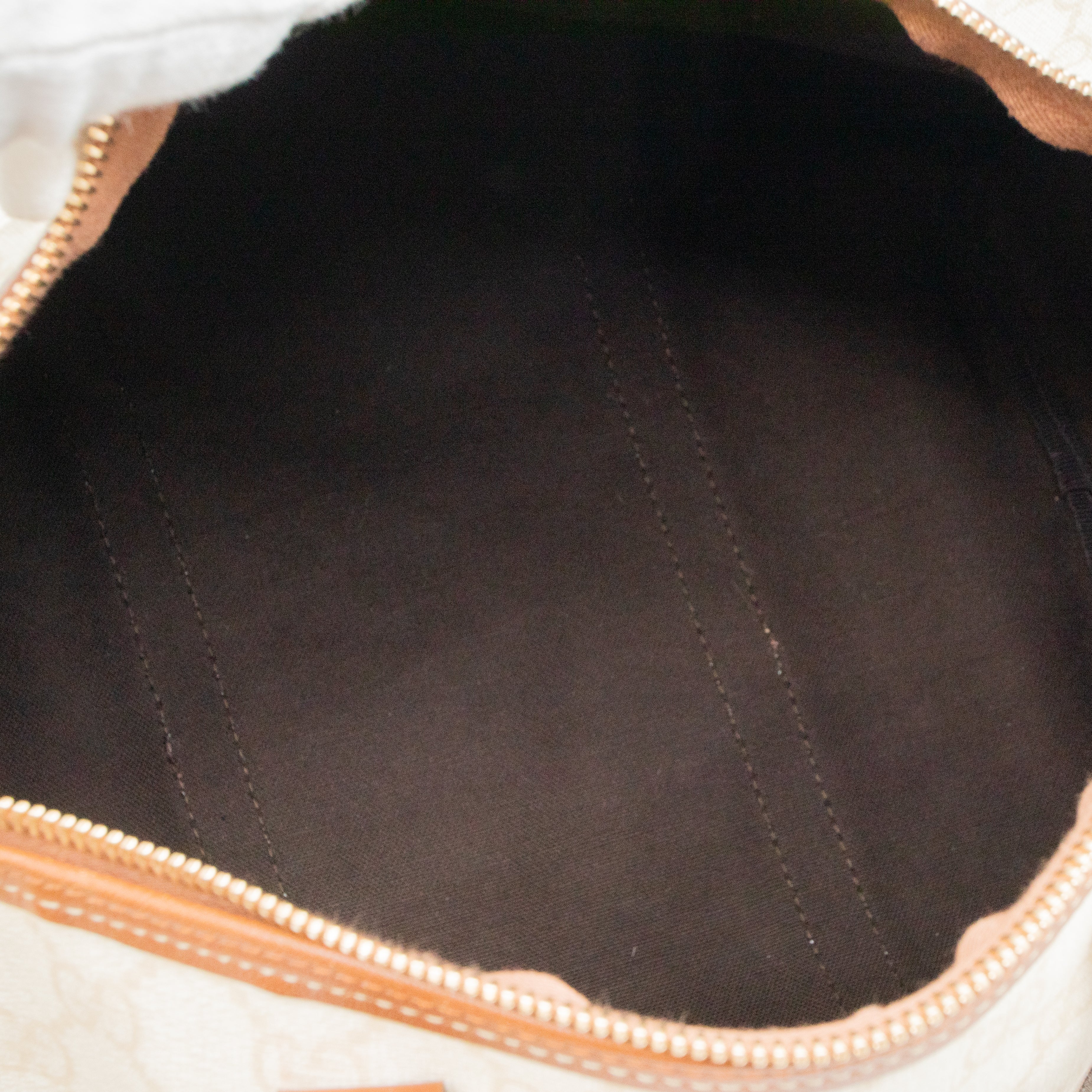 Joy Boston White Canvas Bag